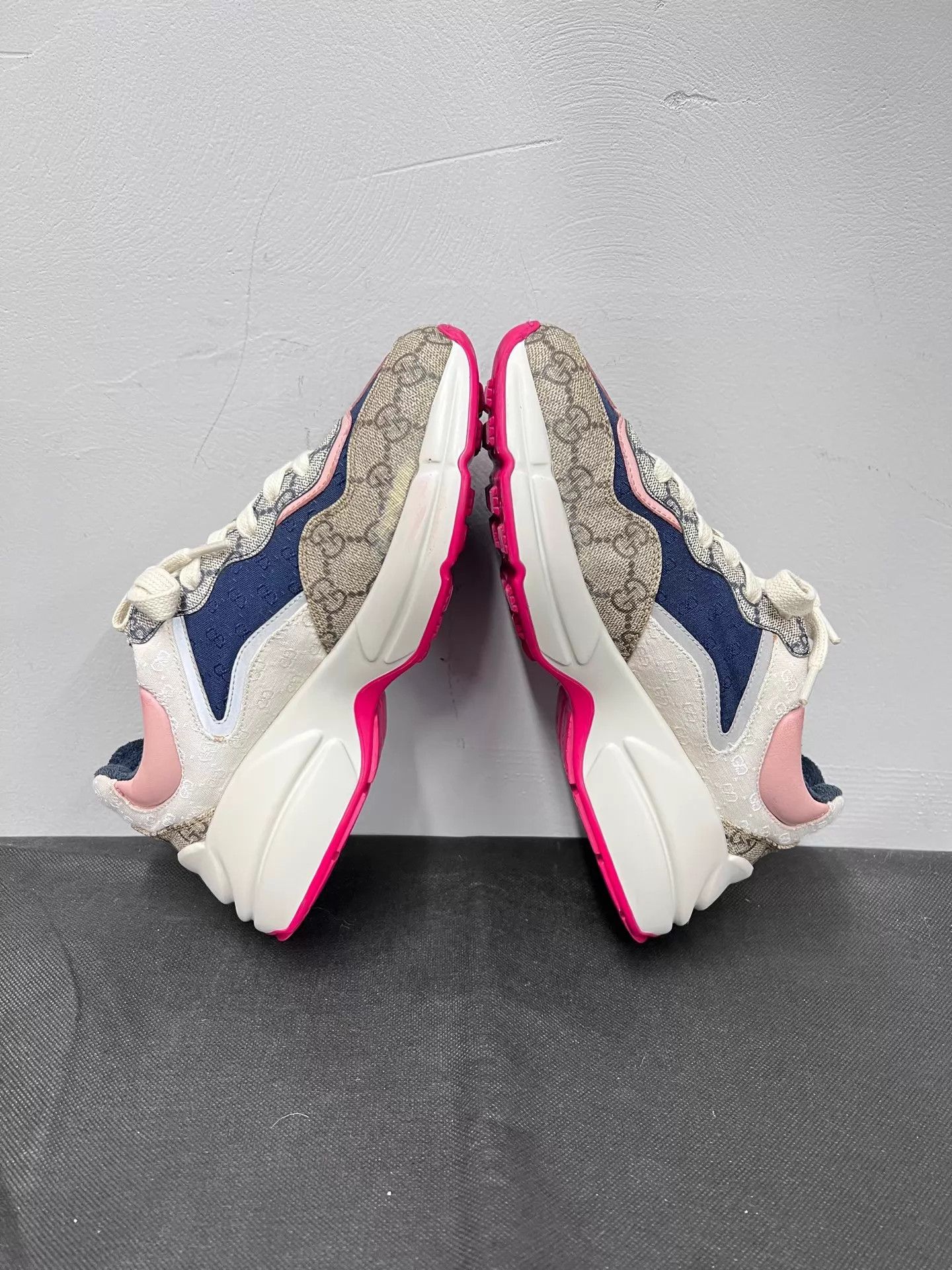 Gucci Gucci Rhyton GG Low-Top Dad Sneaker 37.5 Excellent Size US 7 / IT 37 - 5 Thumbnail