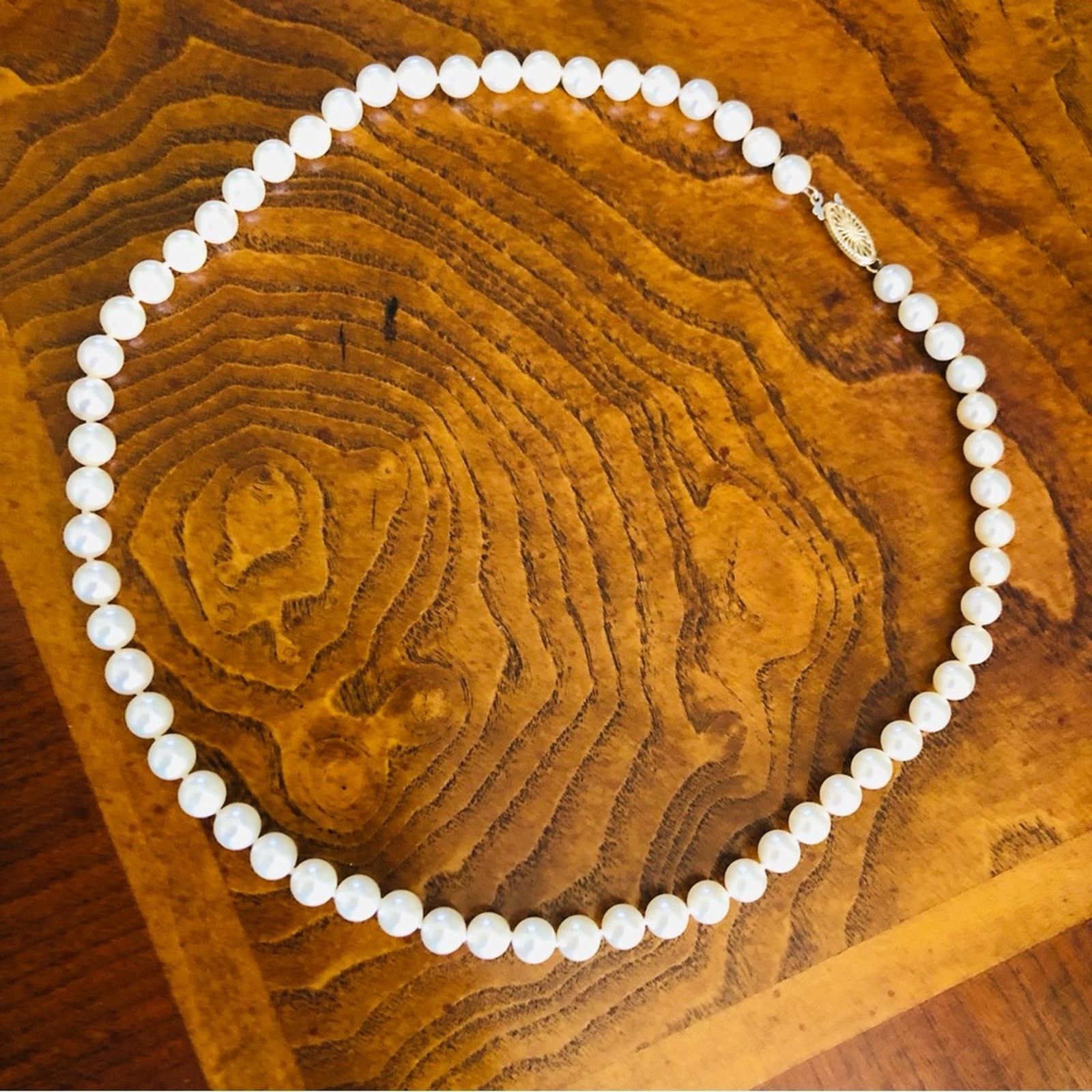 Vintage Vintage genuine freshwater pearl 14k gold box clasp necklace Size ONE SIZE - 8 Thumbnail