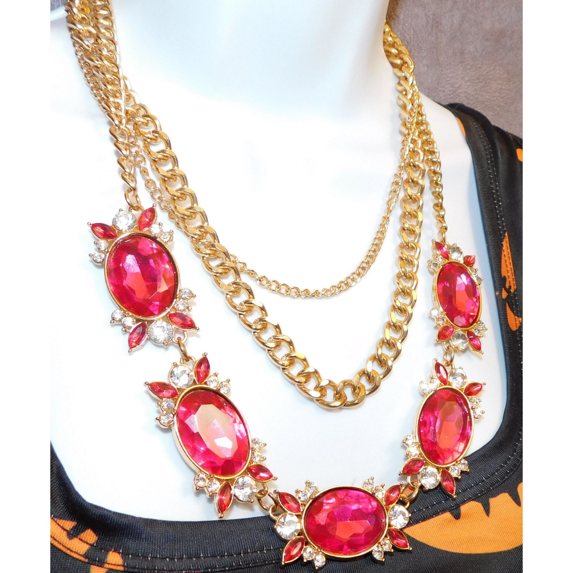 Other Vintage Glam Magenta And Gold Tone Statement Necklace Size ONE SIZE - 4 Thumbnail