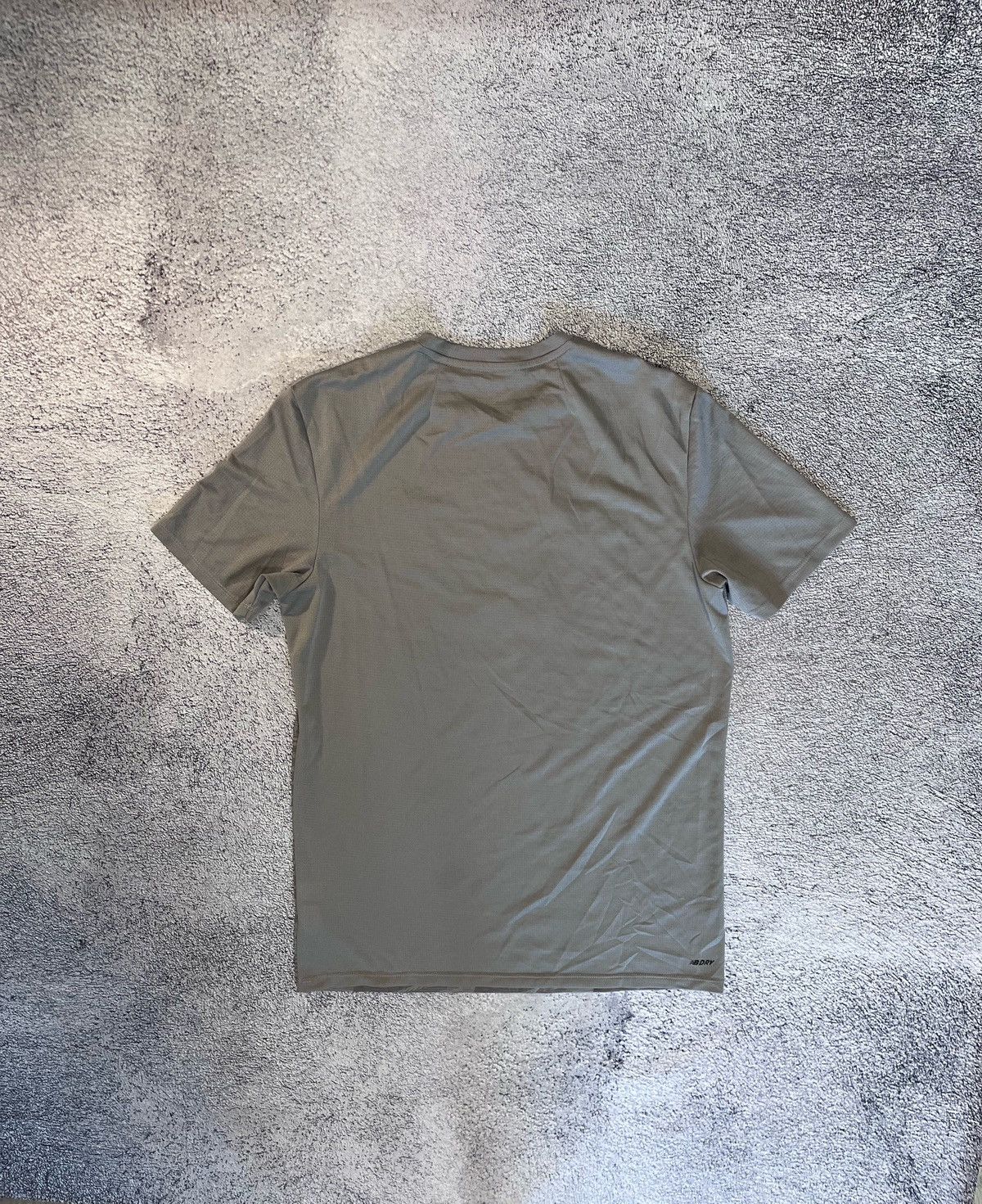 New Balance New Balance Liverpool Men’s Soccer Training Jersey T- Shirt Size US M / EU 48-50 / 2 - 6 Thumbnail