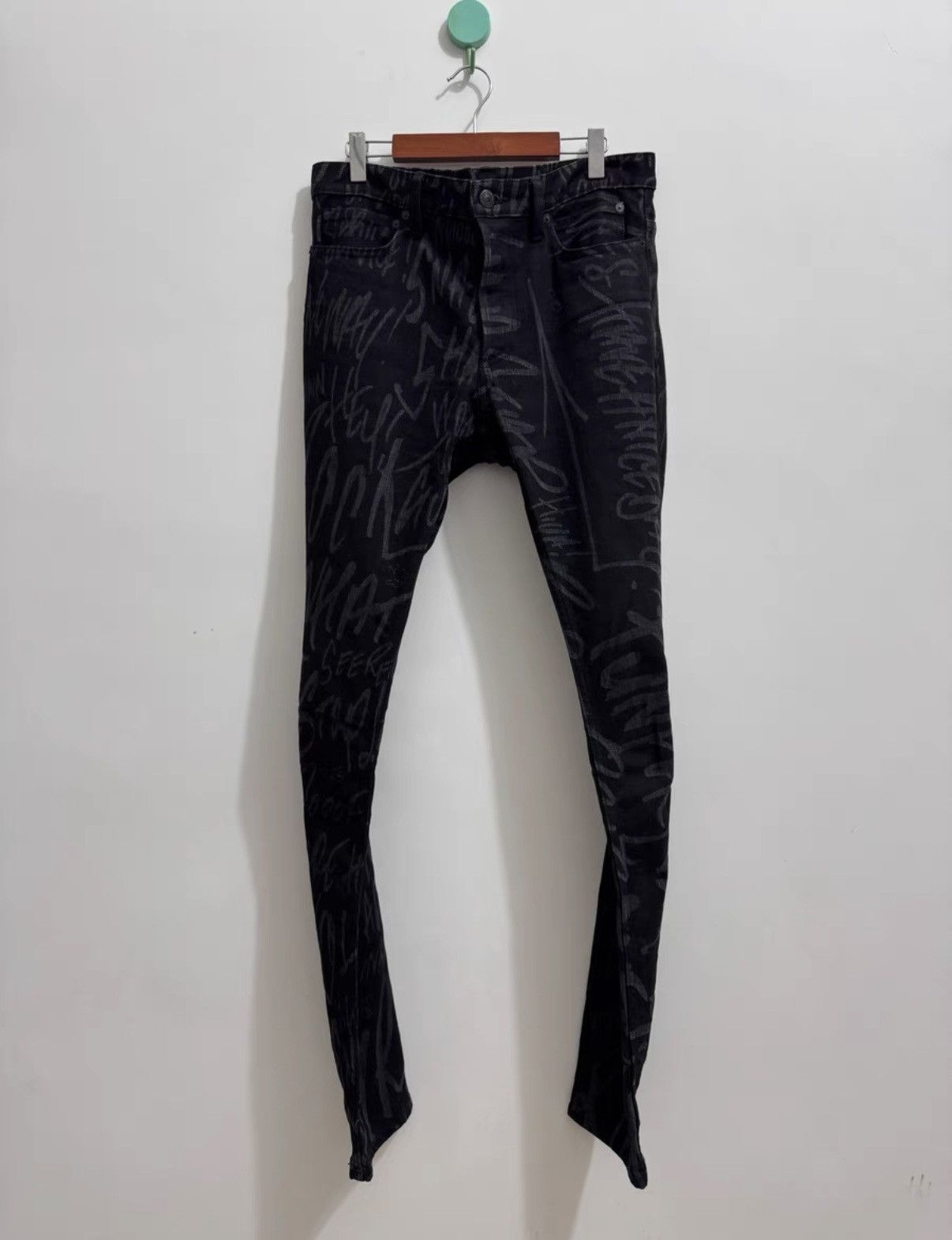 Takahiromiyashita The Soloist. TAKAHIROMIYASHITA THE SOLOIST takahiro miyashita jeans Size US 31 - 1 Thumbnail