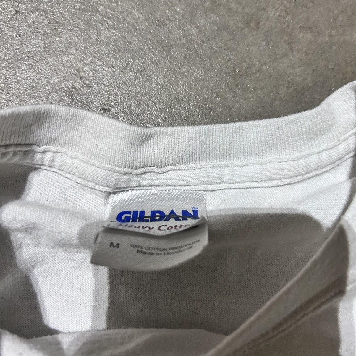 Gildan Vintage chucky mugshot tee shirt Size US M / EU 48-50 / 2 - 3 Thumbnail