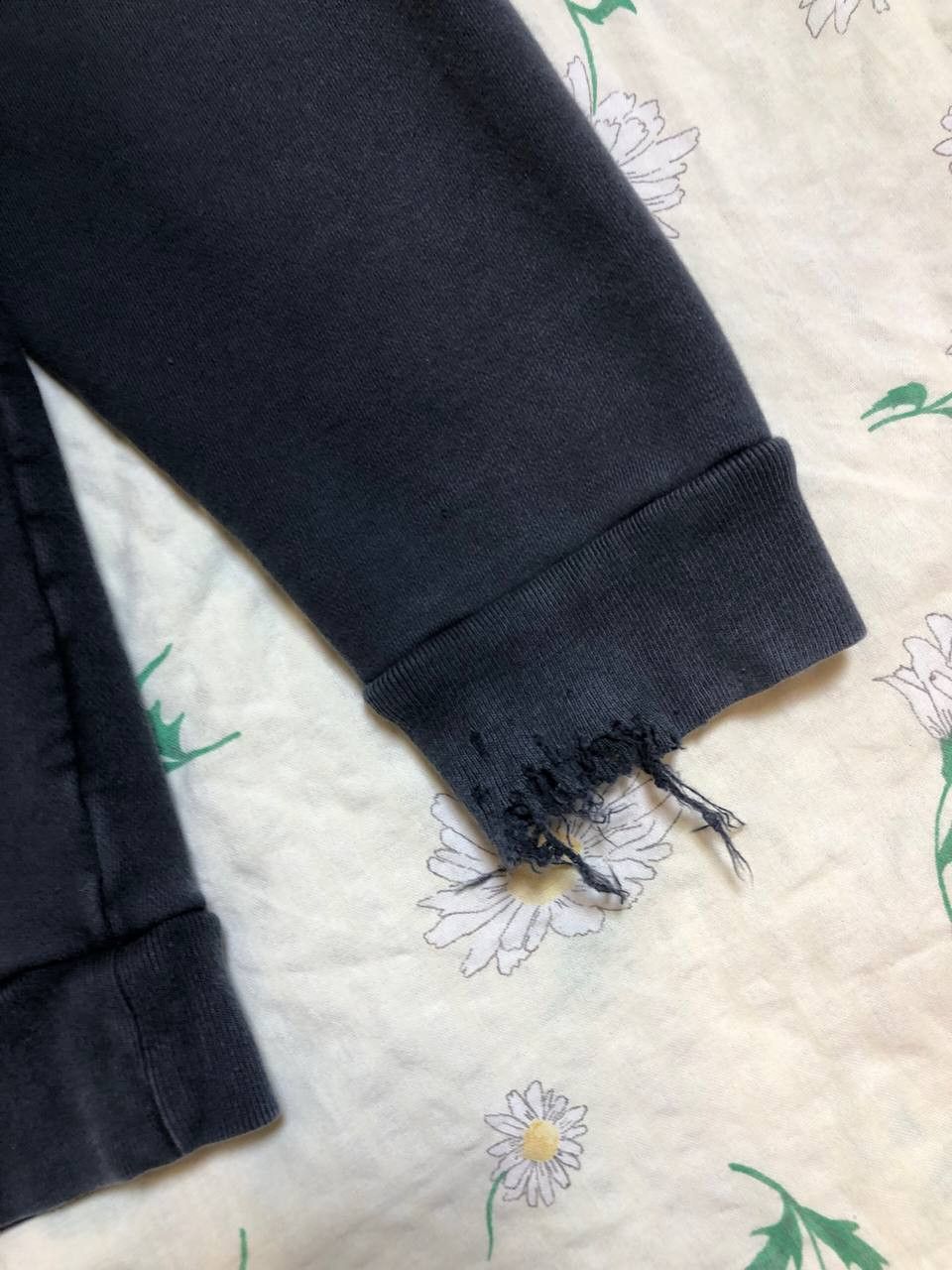 Allsaints allsaints Sweater with Heart Patch print faded sweatshirt Size M / US 6-8 / IT 42-44 - 5 Thumbnail