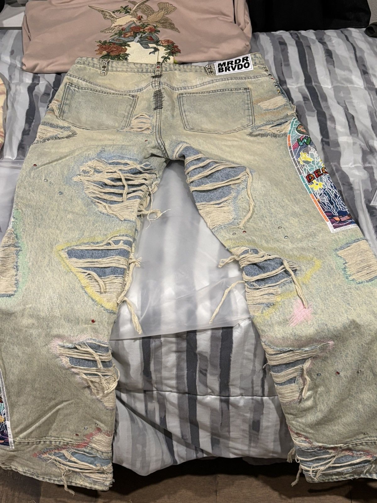Who Decides War Ev Bravado Who Decides War Stud Distressed Denim Size US 36 / EU 52 - 1 Thumbnail