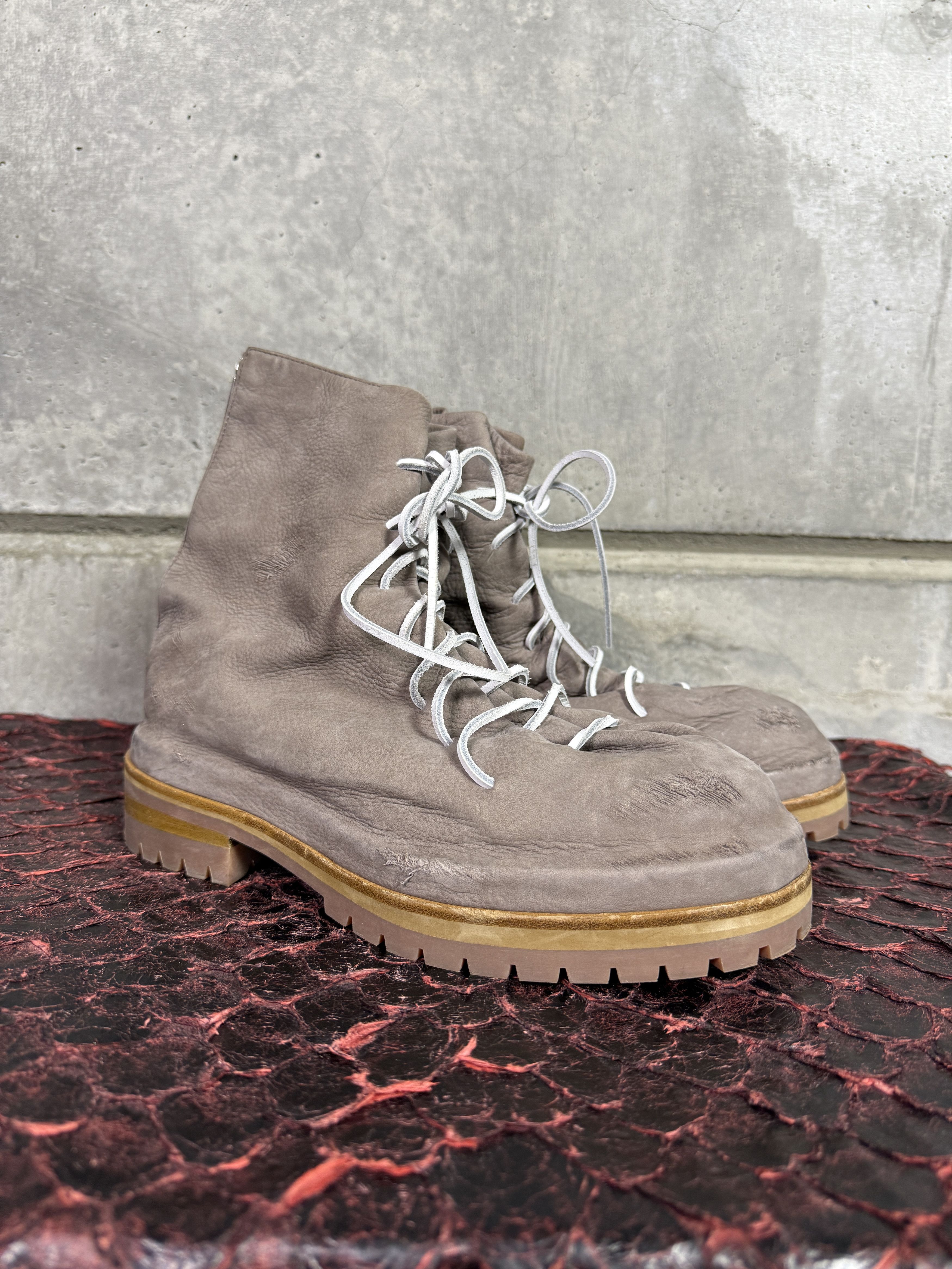 424 $1490 424 Dusty Nude Nabuk Leather Laced Up Marathon Boot Size US 8 / EU 41 - 7 Thumbnail