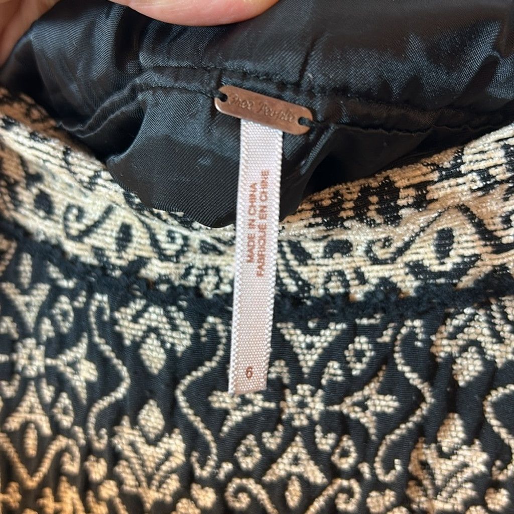 Free People Free people Brocade Tapestry Textured Patterned Skirt size 6 Size 28" / US 6 / IT 42 - 3 Thumbnail