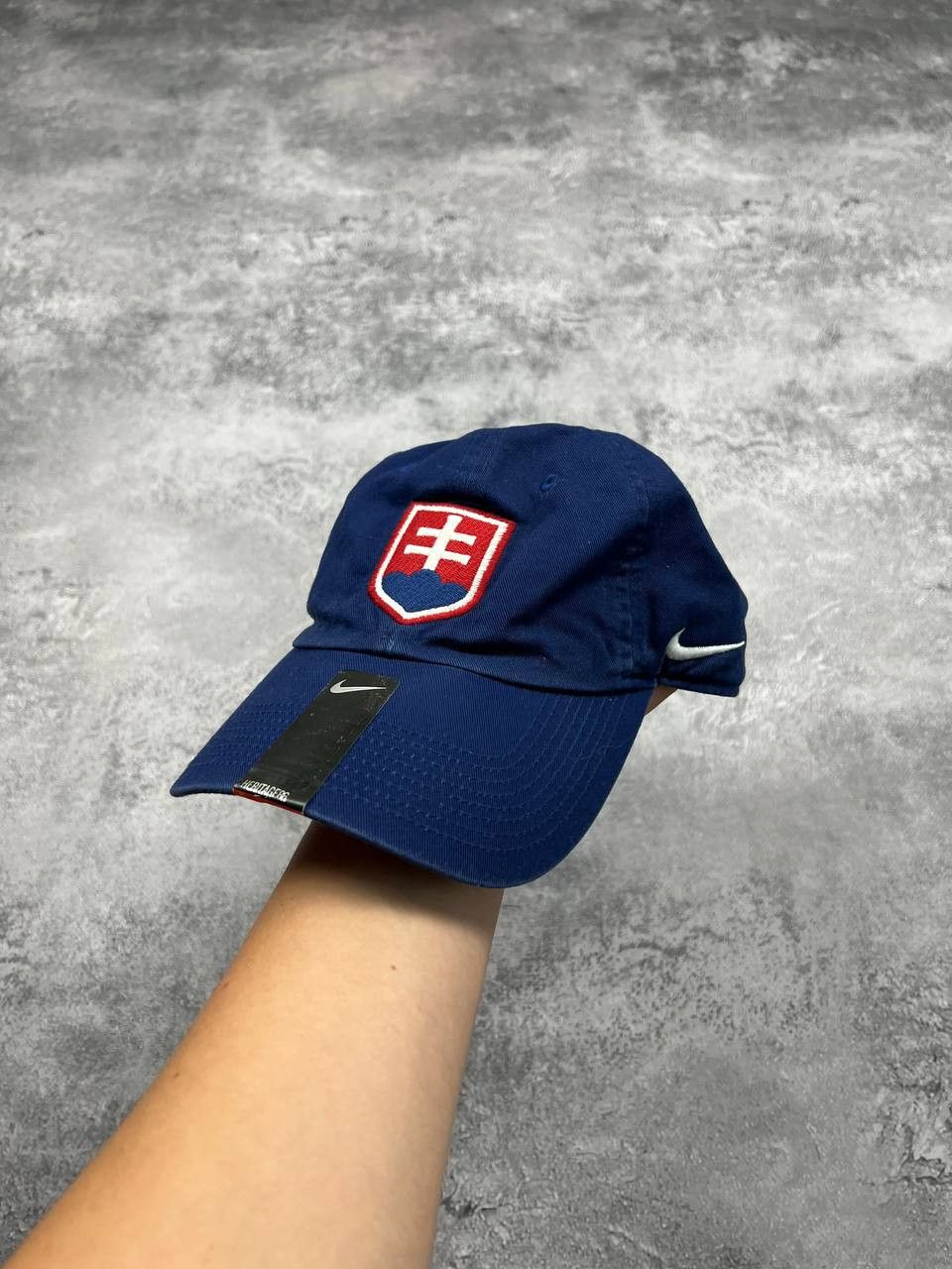 Nike Nike Cap Nike Vintage Hat Flag Slovakia Swoosh Size ONE SIZE - 1 Thumbnail
