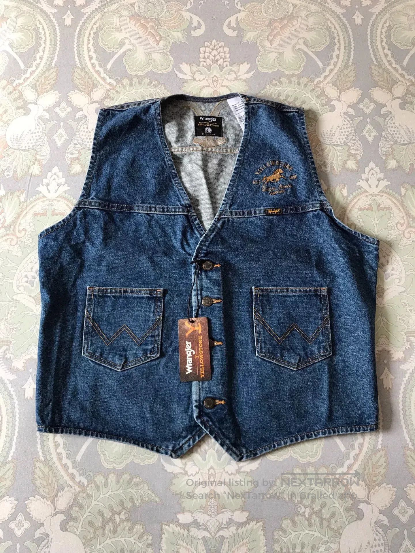 Wrangler Wrangler x Yellowstone Western Denim Vest. Size US L / EU 52-54 / 3 - 1 Thumbnail