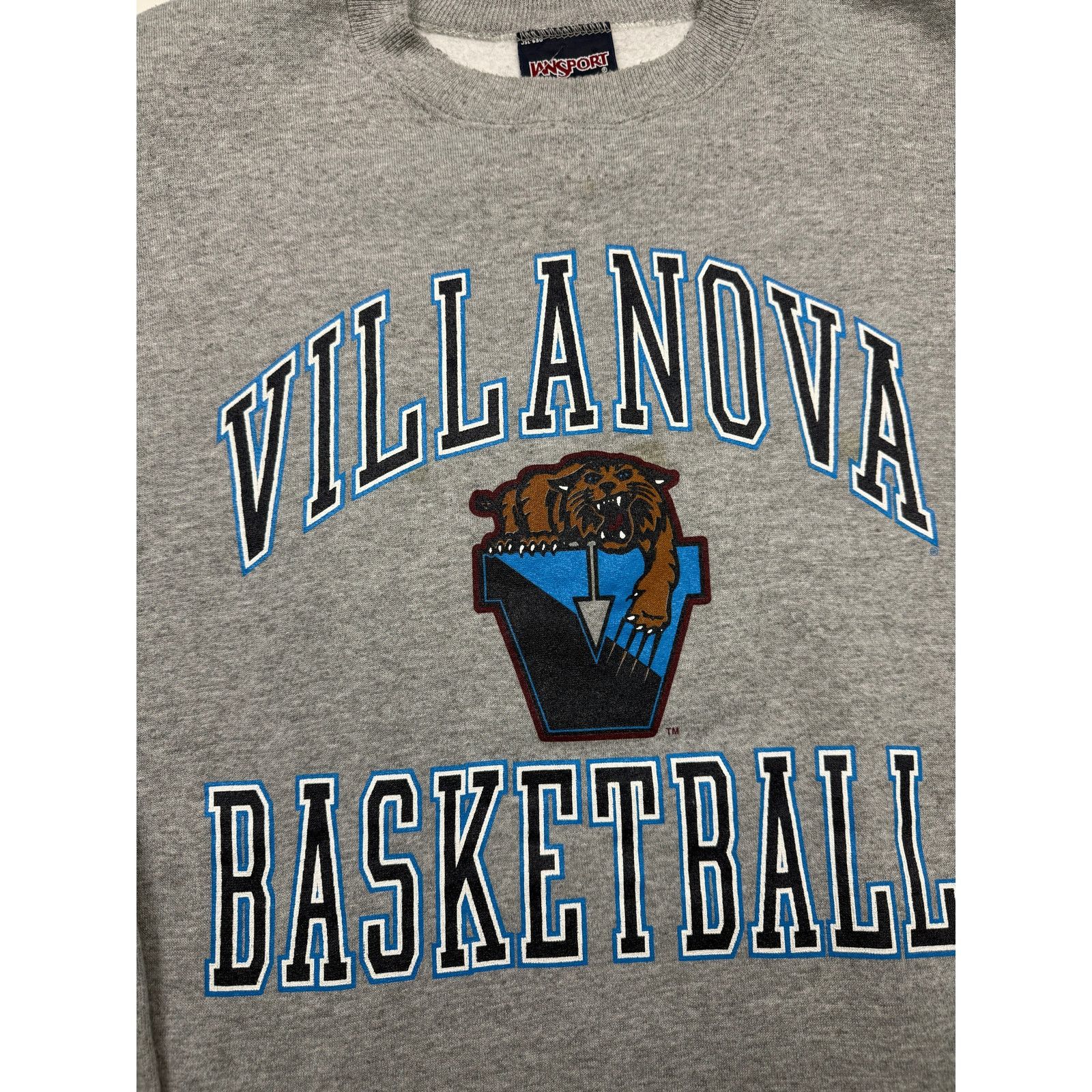 Vintage Vintage 90s Villanova Wildcats Basketball Collegiate NCAA XL Size US XL / EU 56 / 4 - 5 Thumbnail