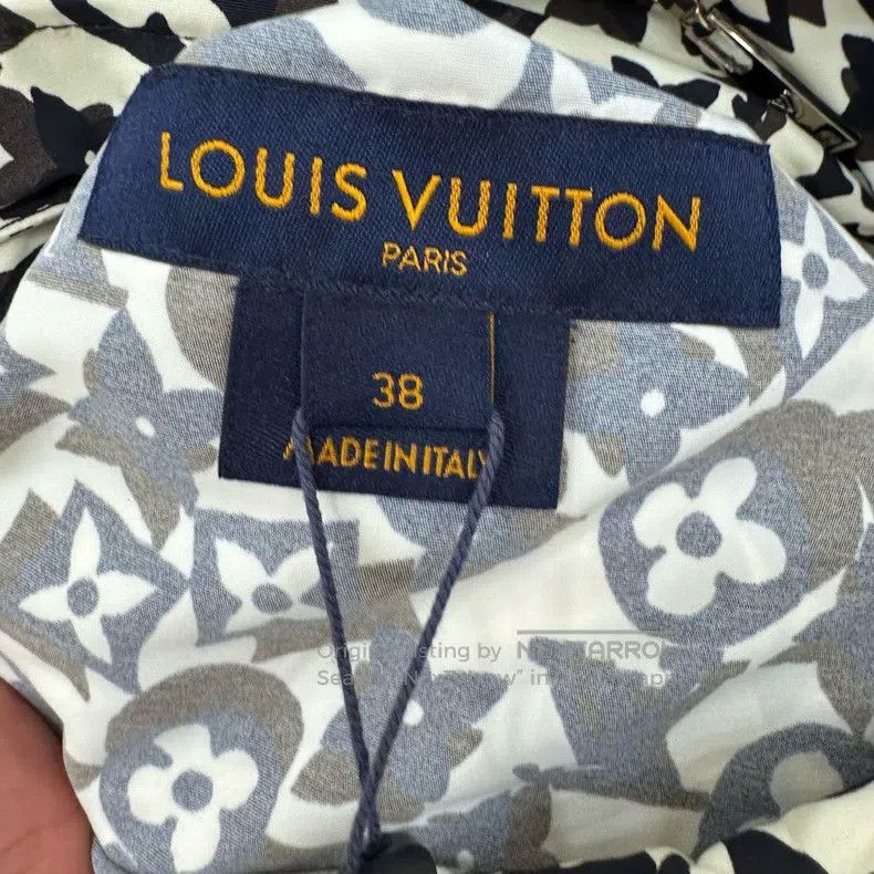 Louis Vuitton Louis Vuitton Black and white graffiti-covered assault jac Size XS / US 0-2 / IT 36-38 - 3 Thumbnail