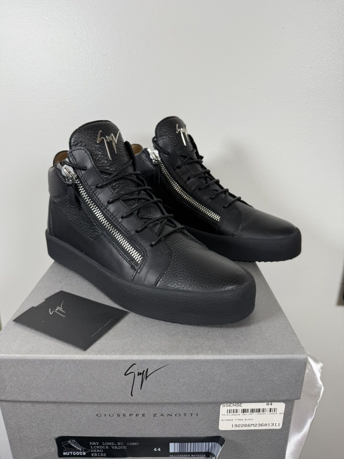 Giuseppe zan0tti kriss mid top