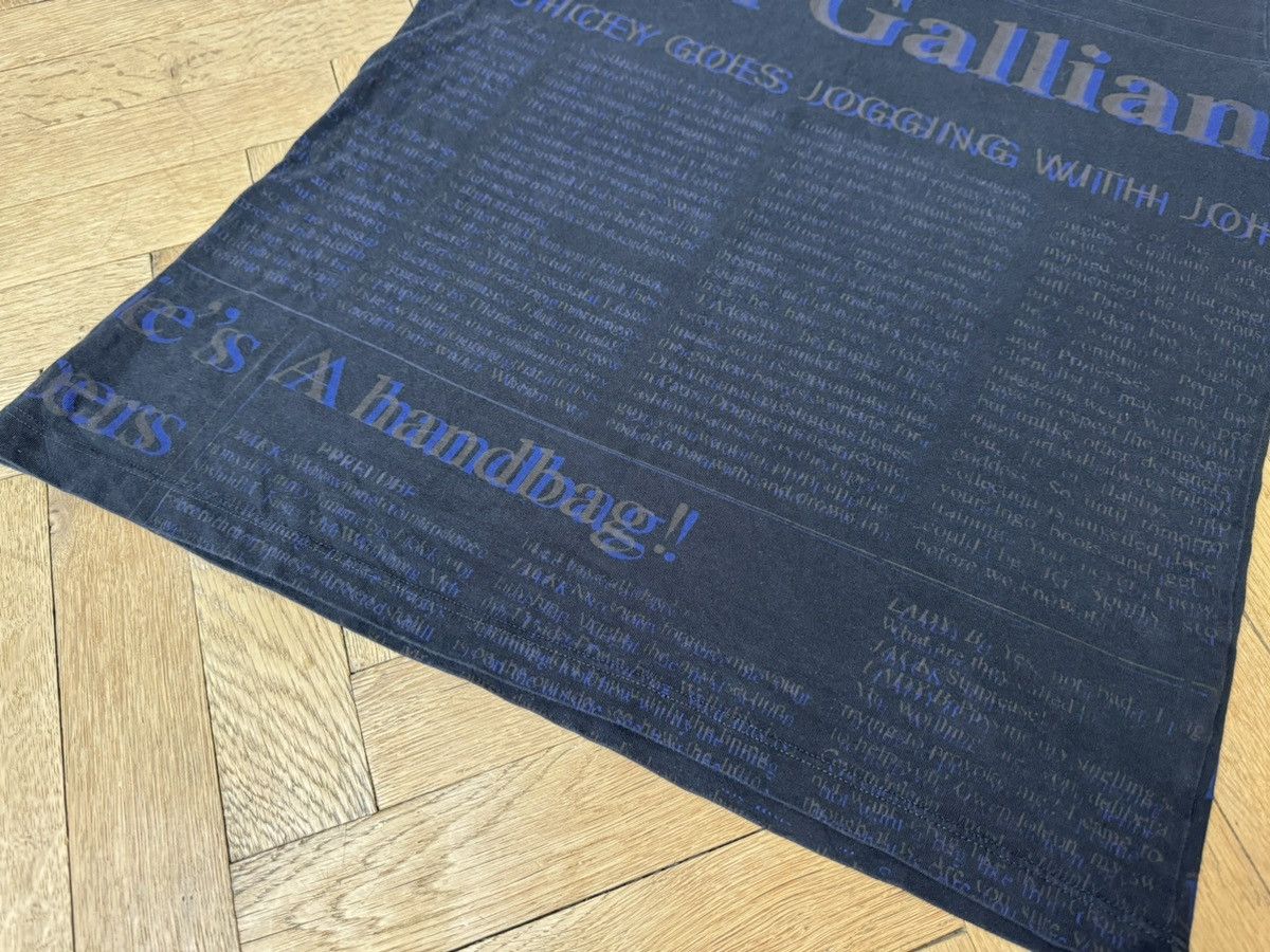 John Galliano Vintage Galliano Gazette Newspaper 3D Black T-Shirt L Size US L / EU 52-54 / 3 - 2 Thumbnail