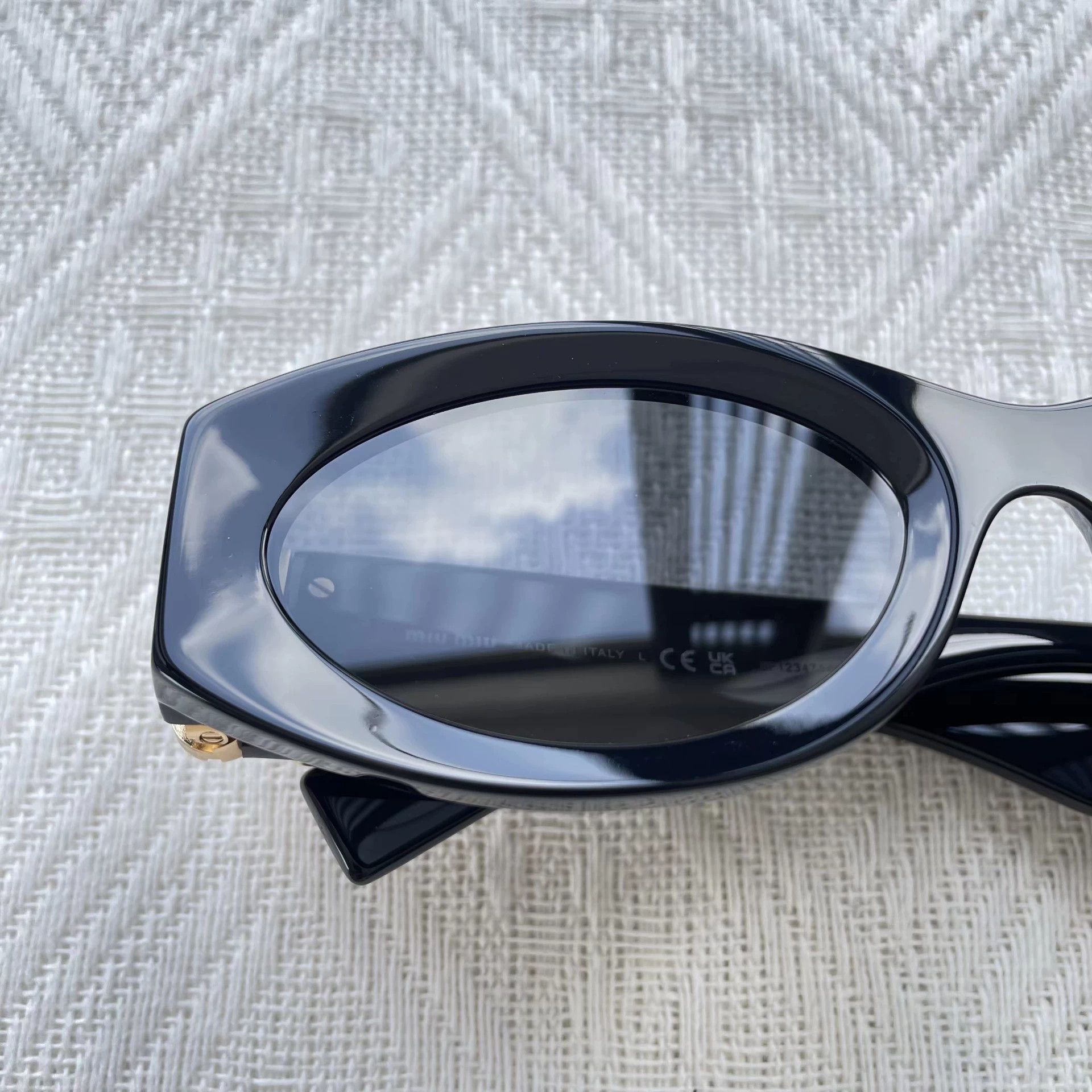 Miu Miu MIU MIU Women's Black Oval Sunglasses 99 New Full Set Size ONE SIZE - 5 Thumbnail