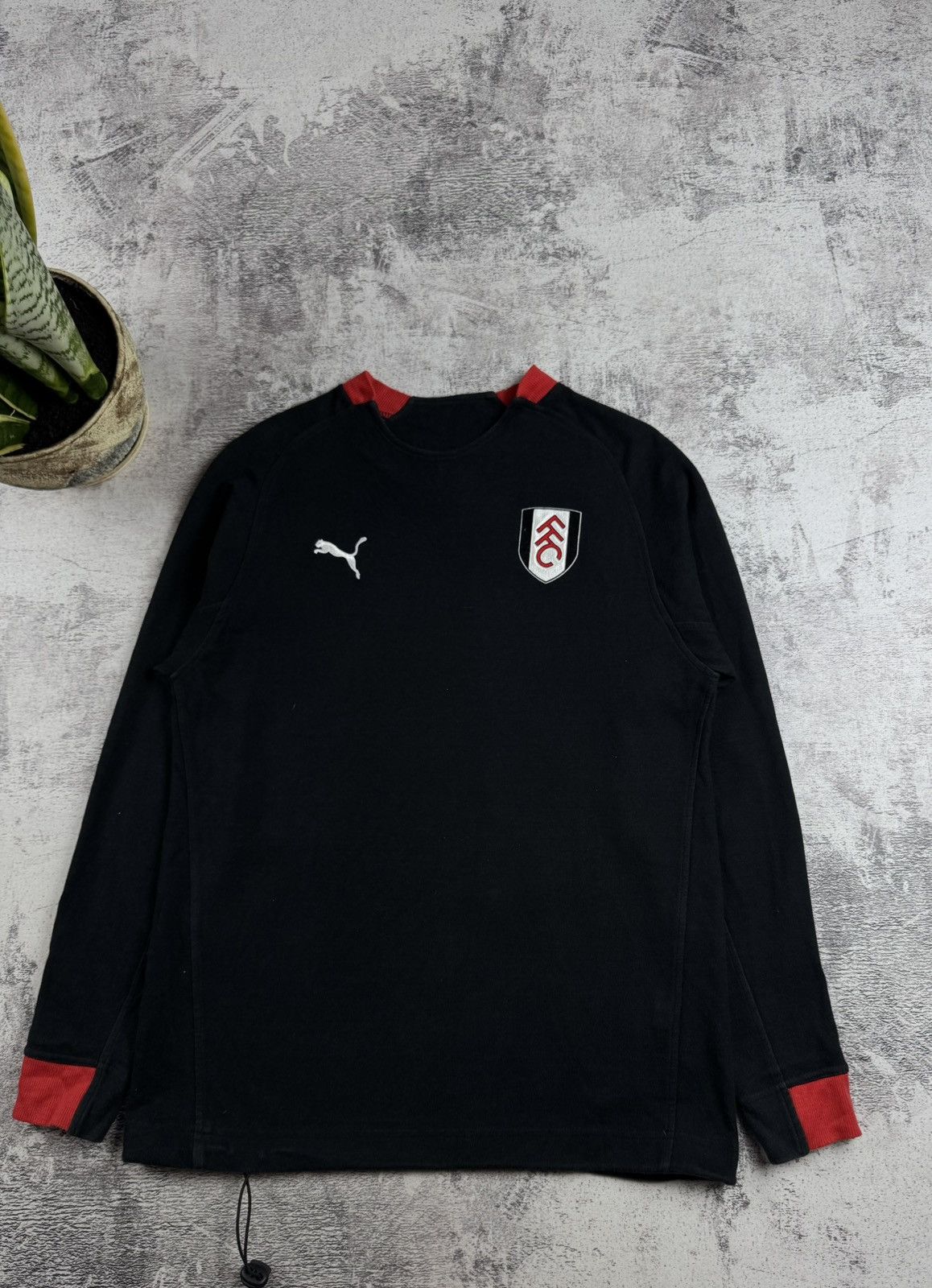 Puma FC Fulham Men’s Medium Top Black LongSleeve Puma Soccer Football Jersey T Shirt Size US M / EU 48-50 / 2 - 3 Thumbnail