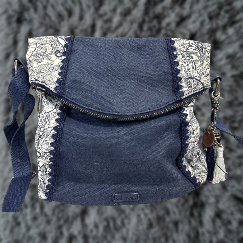 Vintage SAKROOTS Crossbody Bag Charm Blue White Owl Tassel Size ONE SIZE - 1 Thumbnail