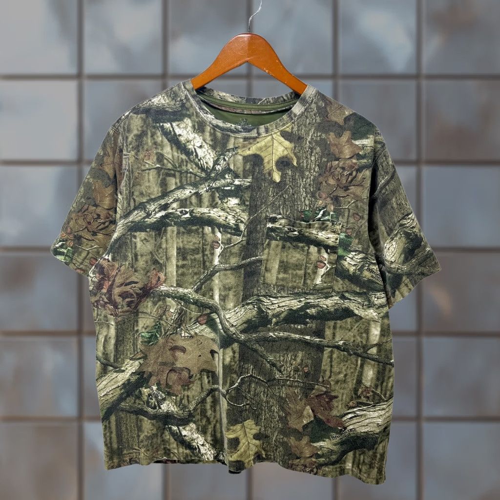 Vintage VINTAGE Mossy Oak Tree Camo T-Shirt XL Mens XL Green Mossy Oak Shirt Size US XL / EU 56 / 4 - 1 Thumbnail