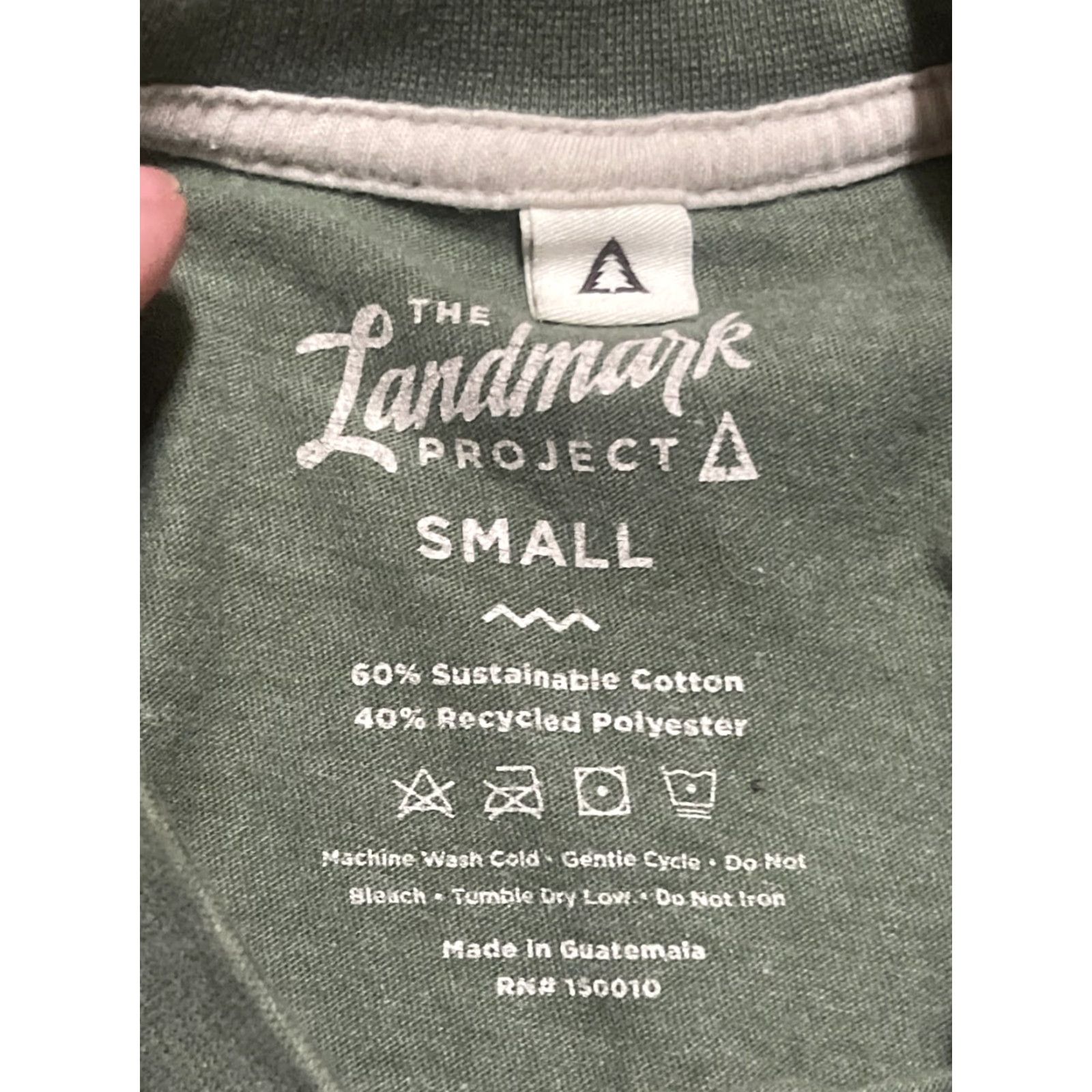 Vintage Smokey The Bear The Landmark Shirt Women’s Size Small Green T-Shirt Vintage No Size S / US 4 / IT 40 - 6 Thumbnail
