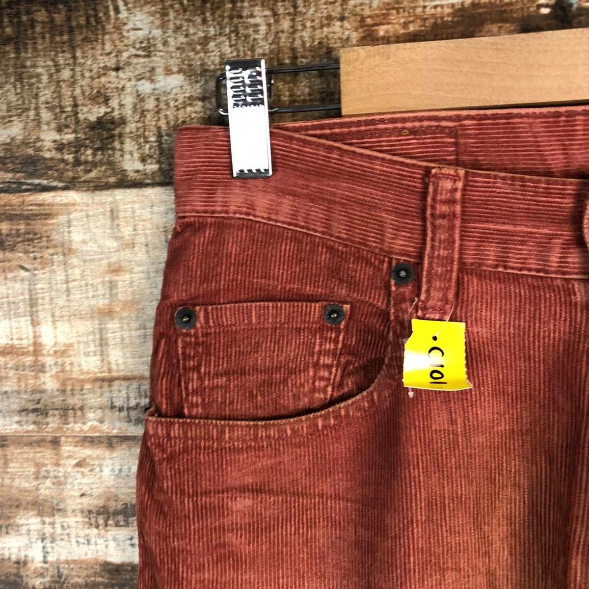 Levi's DL Levis 557 Red Corduroy vintage Pants #C101 Size US 27 - 7 Thumbnail