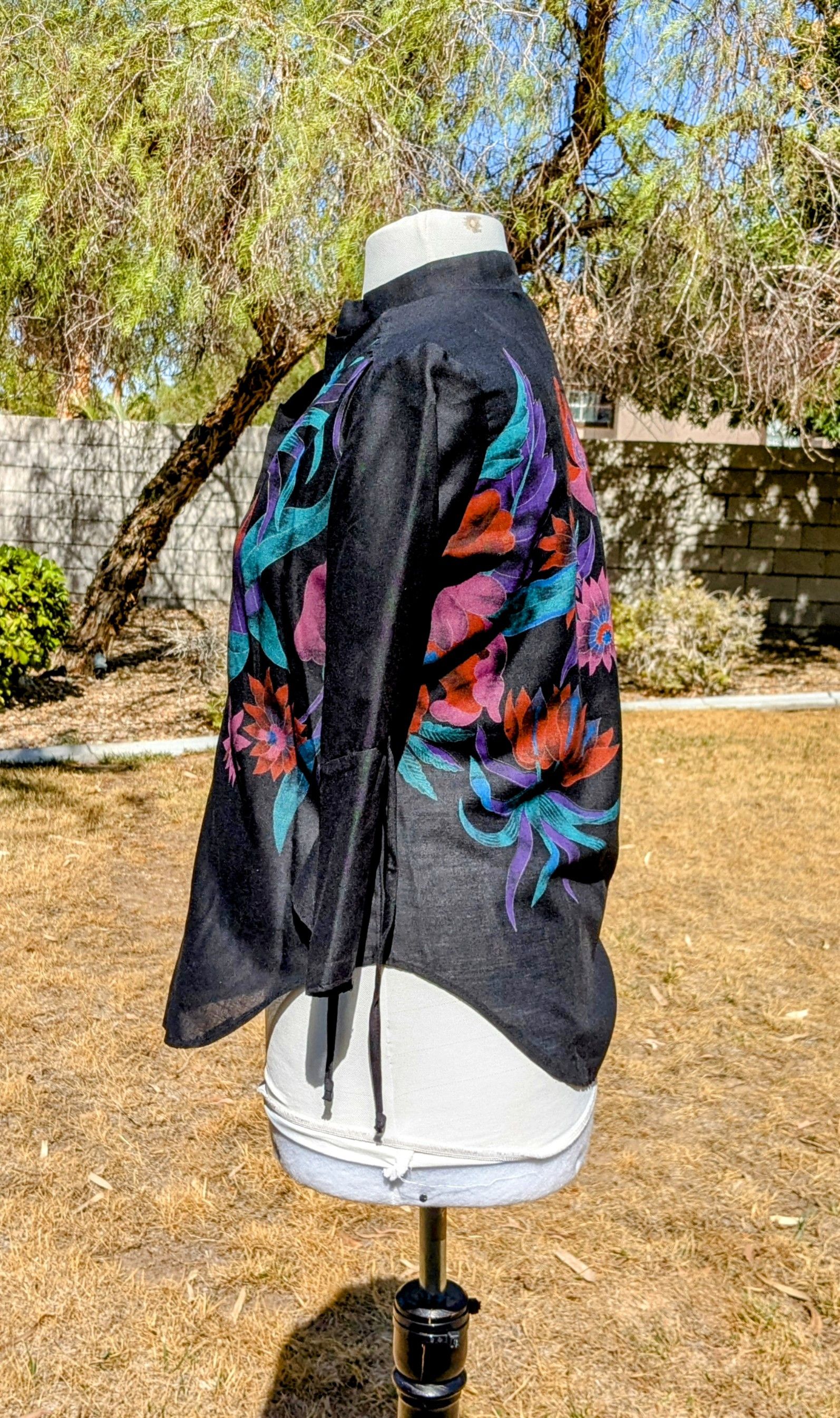 Designer Linen Tropical Button-Neck Pullover 3/4 Sleeve Shirt Top Size M / US 6-8 / IT 42-44 - 2 Thumbnail