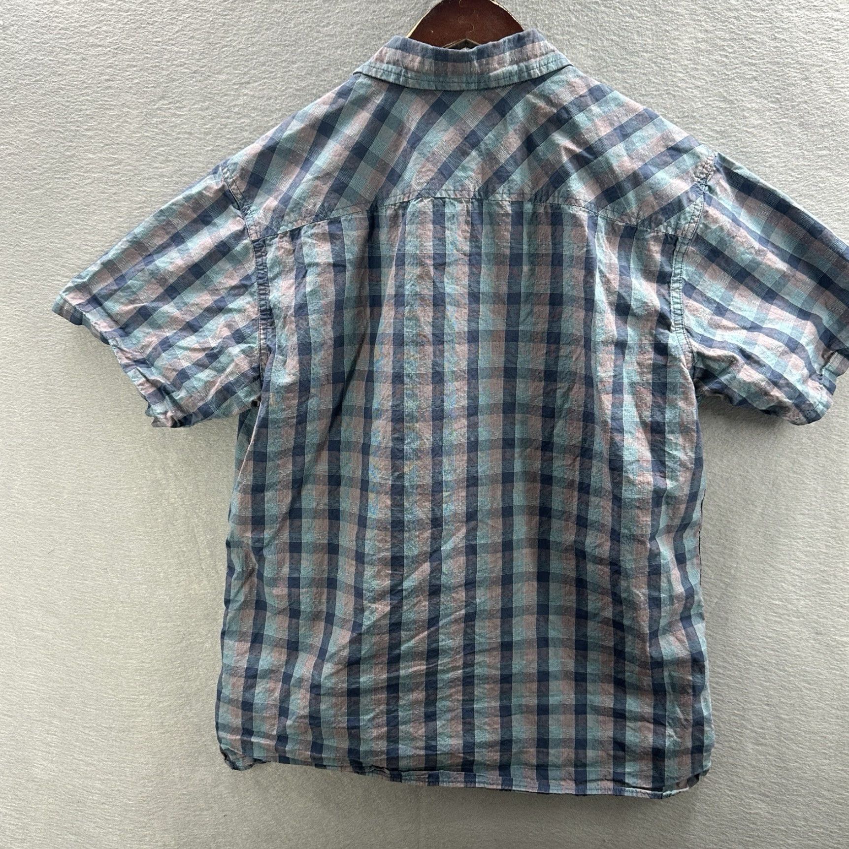 Mountain Hardwear Mountain Hardwear Mens Shirt Medium Blue Plaid Button Front Gorpcore Hiking Size US M / EU 48-50 / 2 - 5 Thumbnail