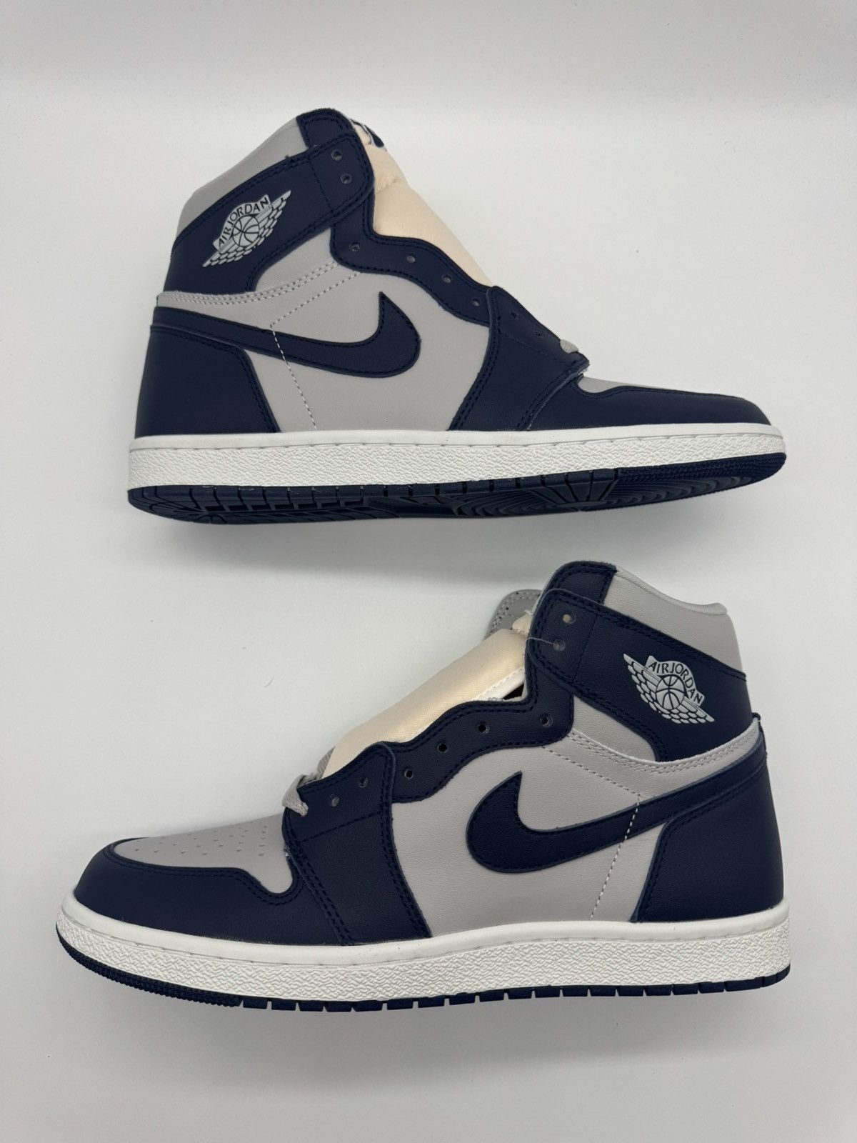 Jordan Brand × Nike Nike Air Jordan 1 Retro '85 High Georgetown Size US 10.5 / EU 43-44 - 2 Thumbnail