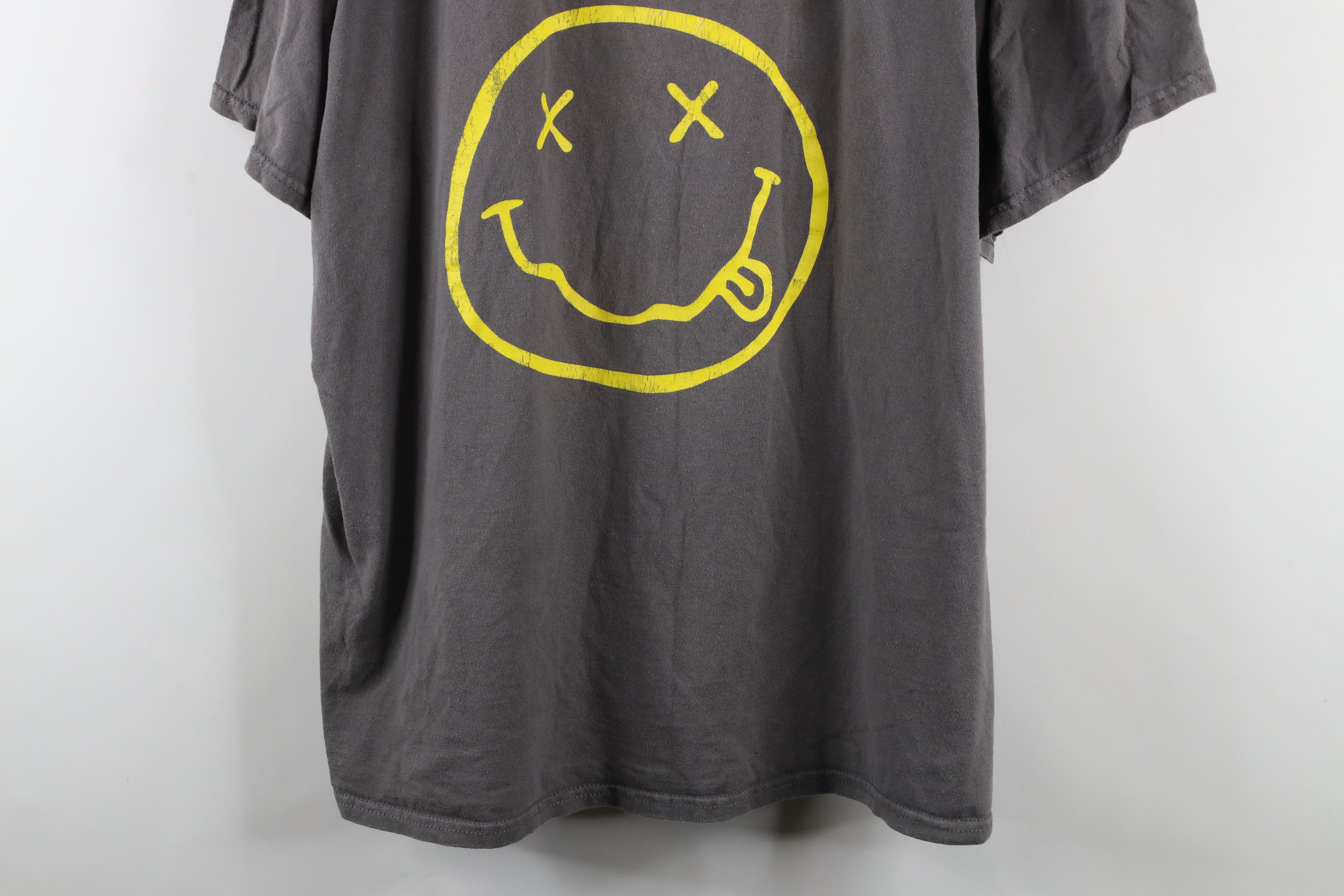 Vintage Retro Spell Out Smiley Face Nirvana Band T-Shirt Gray Cotton Size US XXL / EU 58 / 5 - 3 Thumbnail
