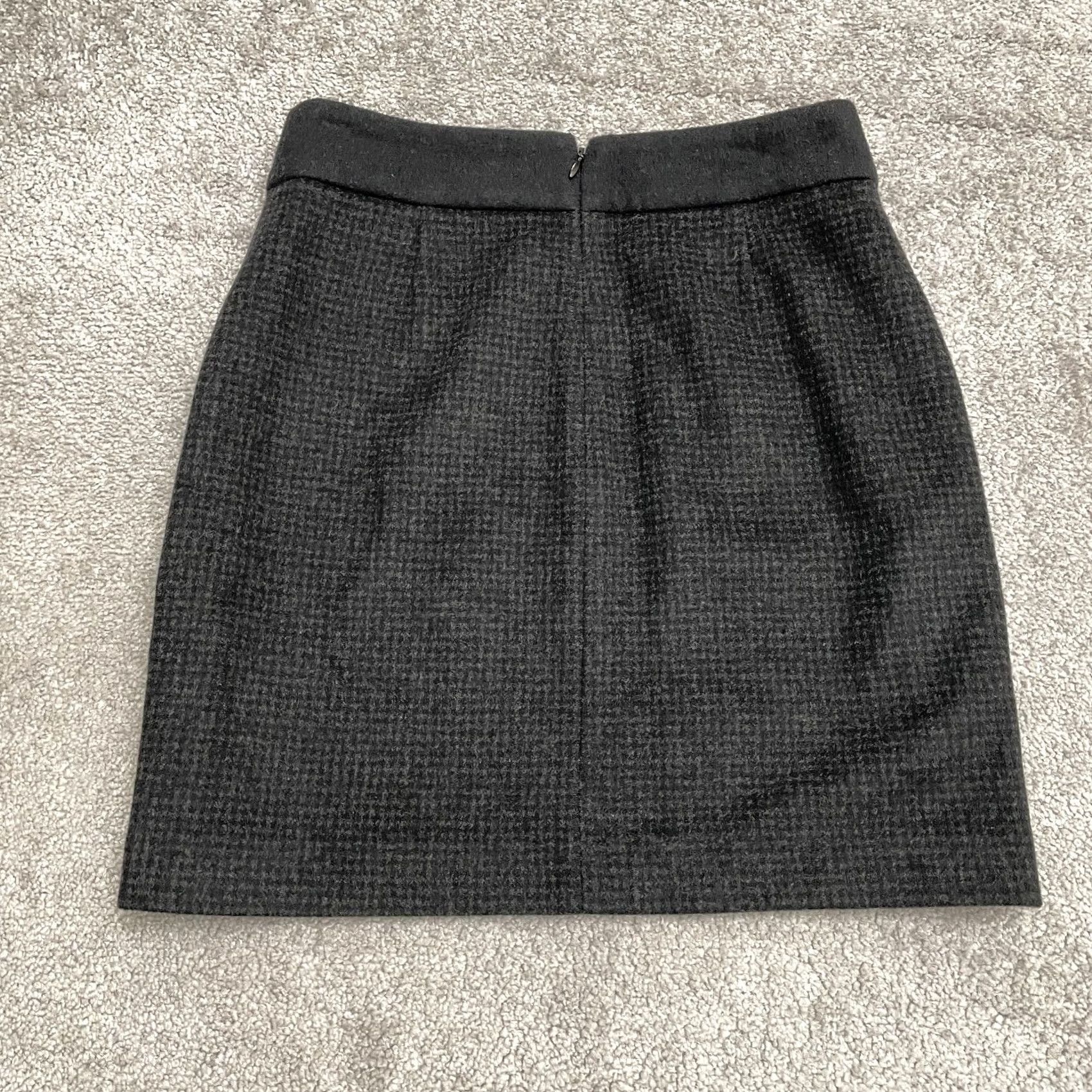 J.Crew VINTAGE J.Crew Wool Houndstooth Short Pencil Skirt Womens 00 Gray Black Pockets 24x17 Size 24" / US 00 / IT 34 - 2 Thumbnail