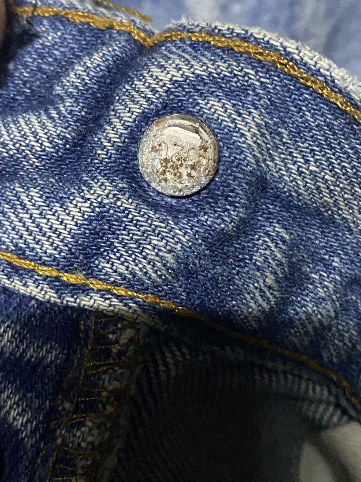 Levi's Vintage Levis 501 70s Faded Wash Repair Distressed Jeans Size US 29 - 15 Thumbnail