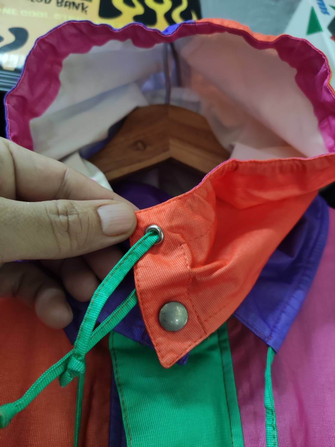 Goretex Vtg 90's Gore-Tex Multicolor Hoodie Jacket Size US XL / EU 56 / 4 - 14 Thumbnail