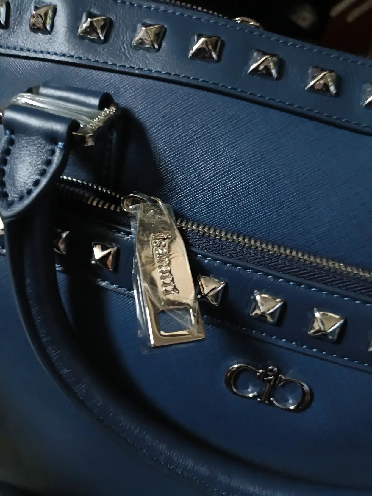 Other BNWT Isaratti rock stud saffiano leather bag Size ONE SIZE - 6 Thumbnail