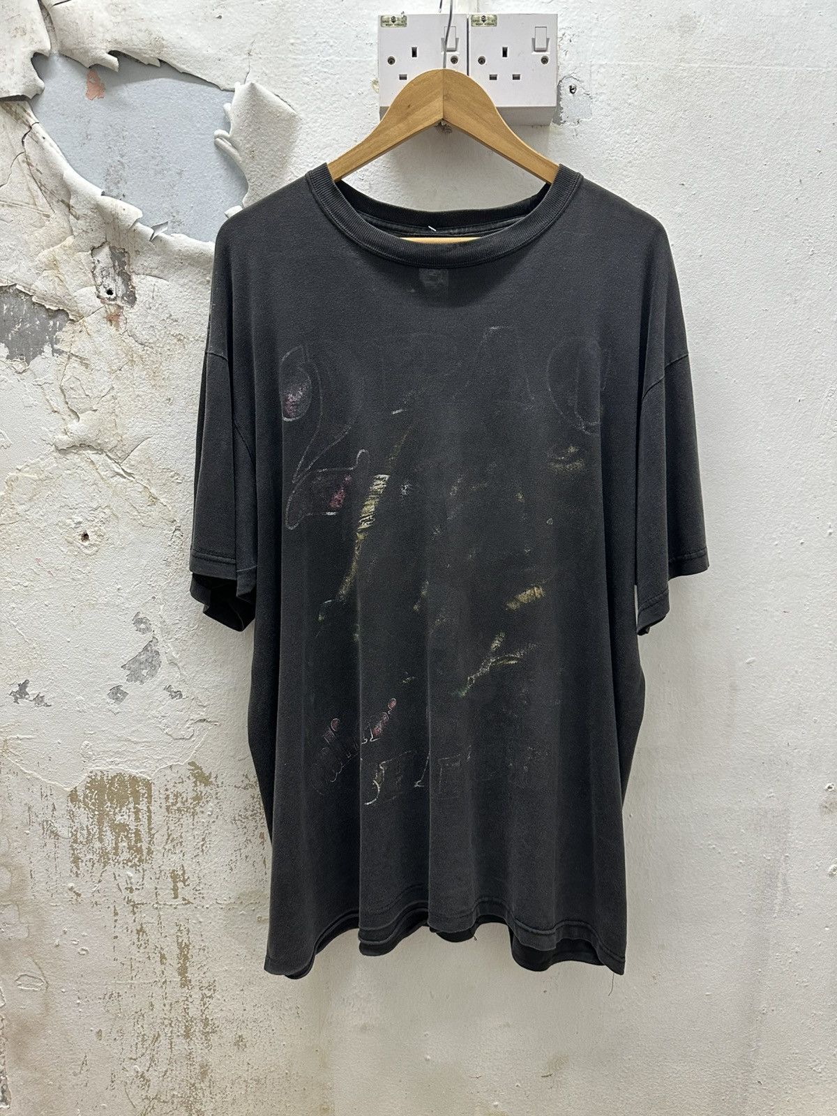 Rap Tees Rare Vintage 90's Tupac Shakur Perfect Distressed Faded Tees Size US XXL / EU 58 / 5 - 2 Thumbnail