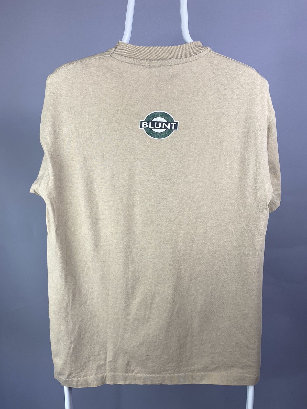 Vintage Vintage 90s Blunt Middle Finger Graphic Tee Rare Streetwear Size US M / EU 48-50 / 2 - 3 Thumbnail