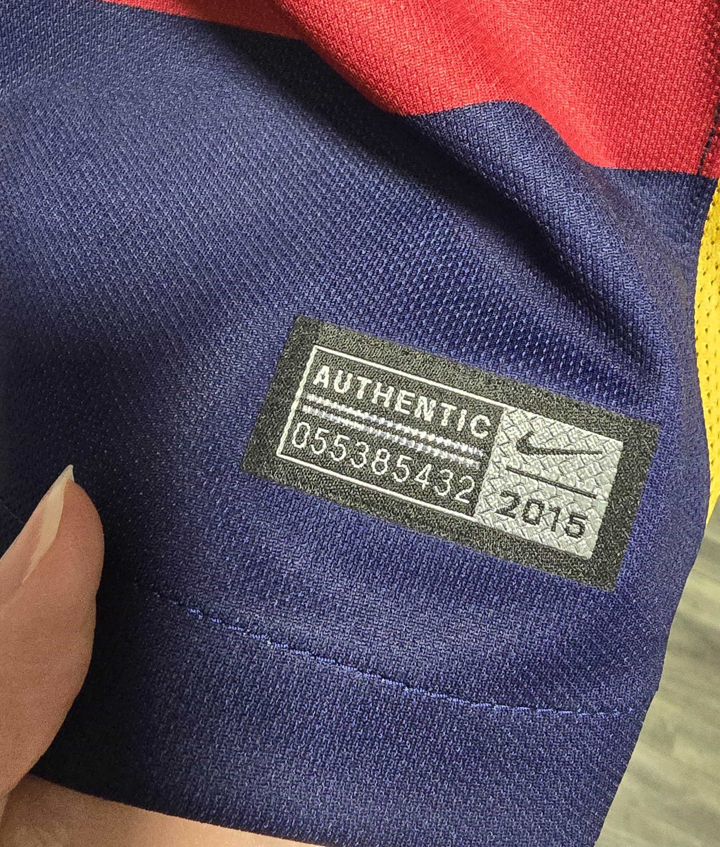 Nike Barcelona 2015/16 Home (Messi 10, La Liga Patch) Size US S / EU 44-46 / 1 - 8 Thumbnail