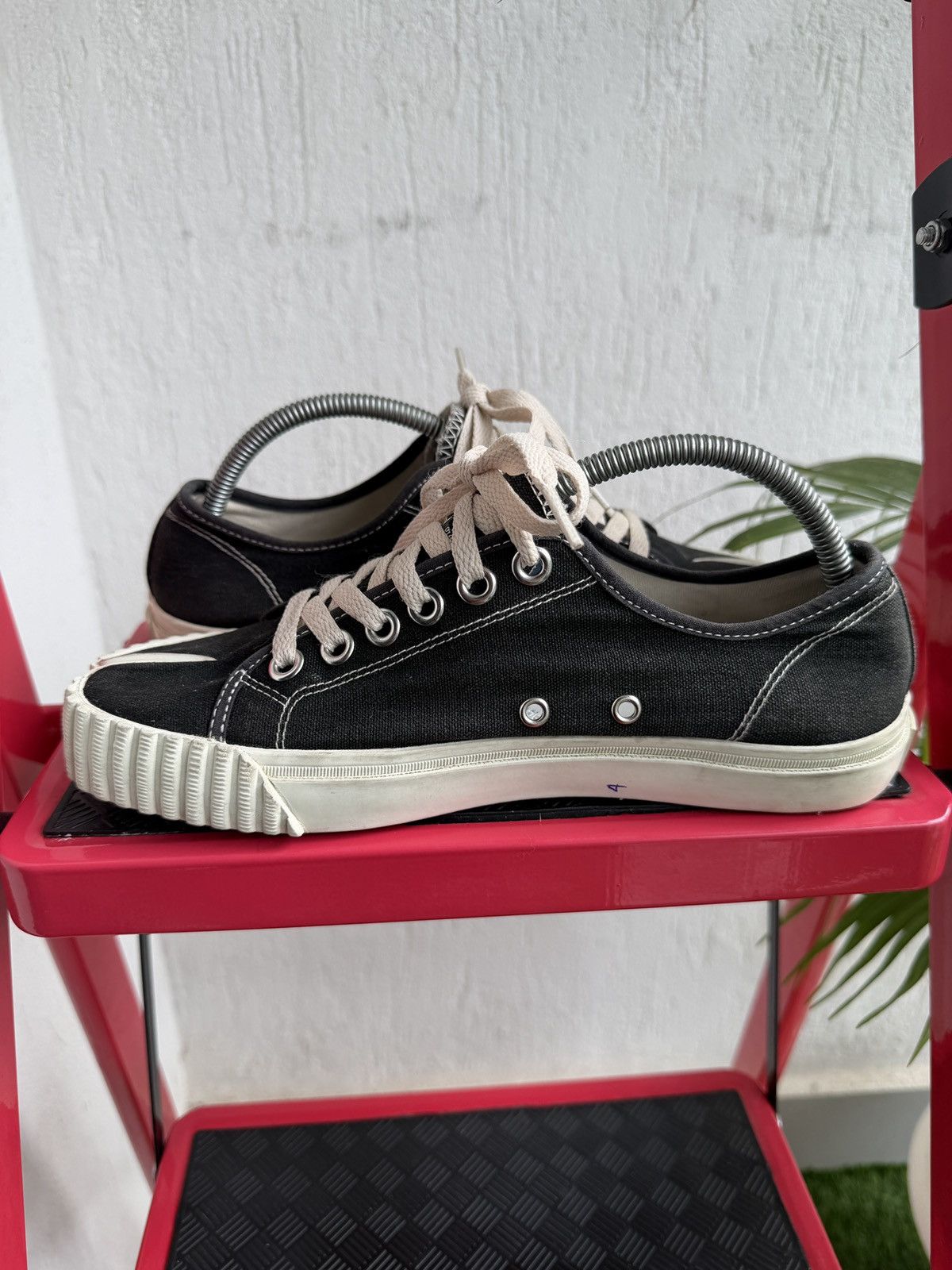 Maison Margiela tabi canvas sneaker Size US 8 / IT 38 - 14 Thumbnail
