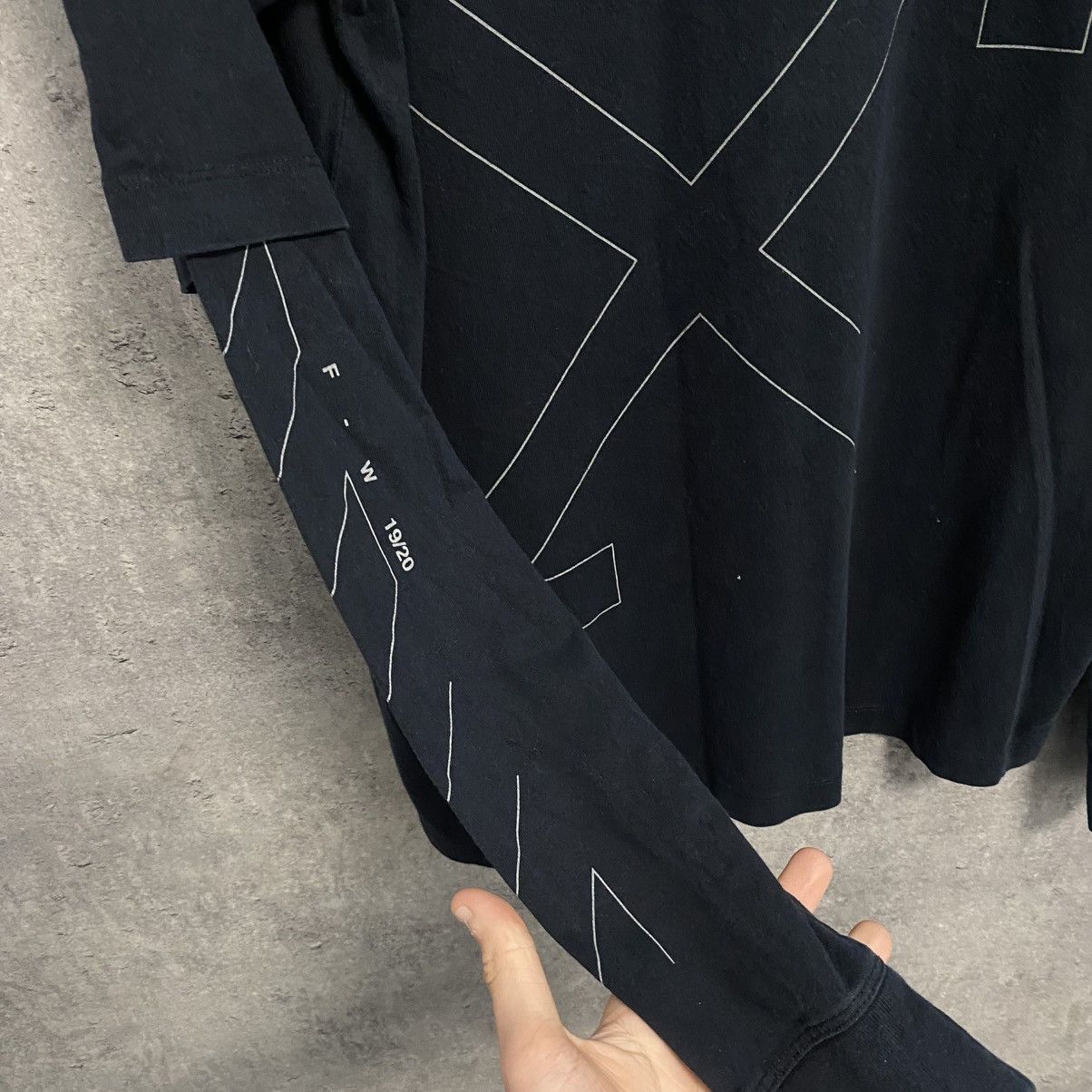 Off-White Off white long sleeve big logo rare Size US S / EU 44-46 / 1 - 4 Thumbnail