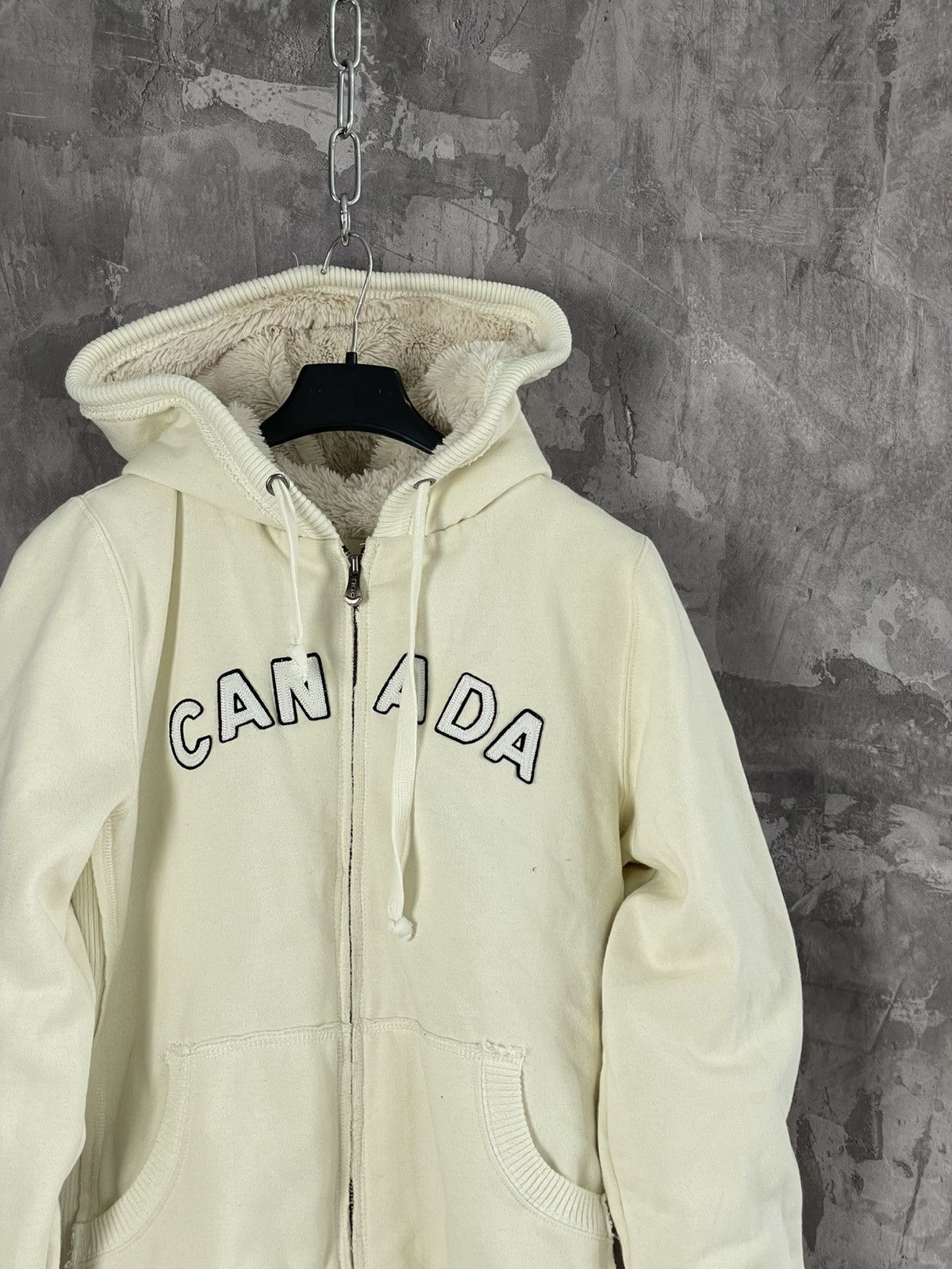 If Six Was Nine × Japanese Brand × Le Grande Bleu (L.G.B.) FAUX FUR AVANT GARDE GRUNGE EMBROIDERED Y2K ZIP HOODIE Size S / US 4 / IT 40 - 4 Thumbnail