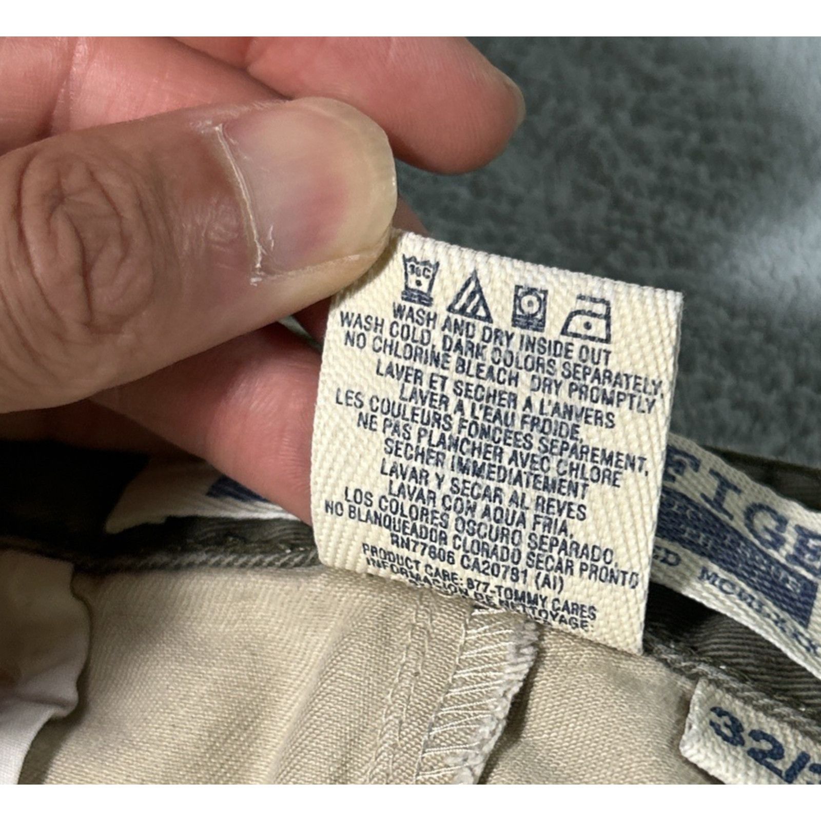Tommy Hilfiger Tommy Hilfiger Beyond Baggy Cargo Double Knee Pants 32x30 Size US 32 / EU 48 - 12 Thumbnail