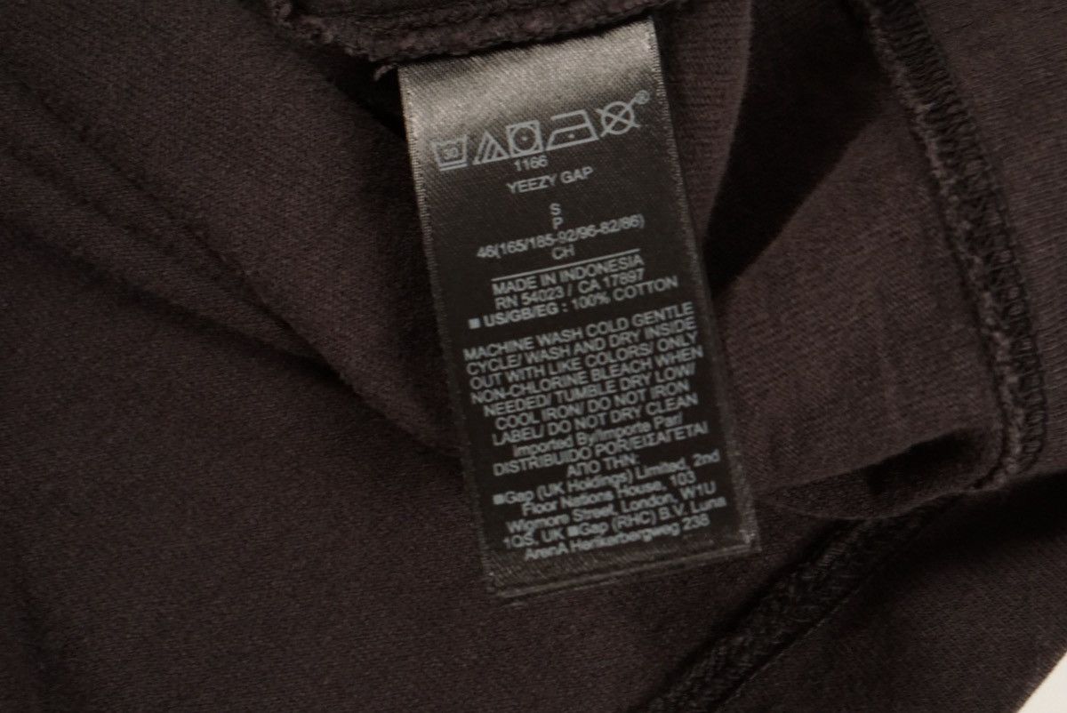 Balenciaga × Gap × Yeezy Yeezy Gap Balenciaga Logo Tee Size US S / EU 44-46 / 1 - 4 Thumbnail