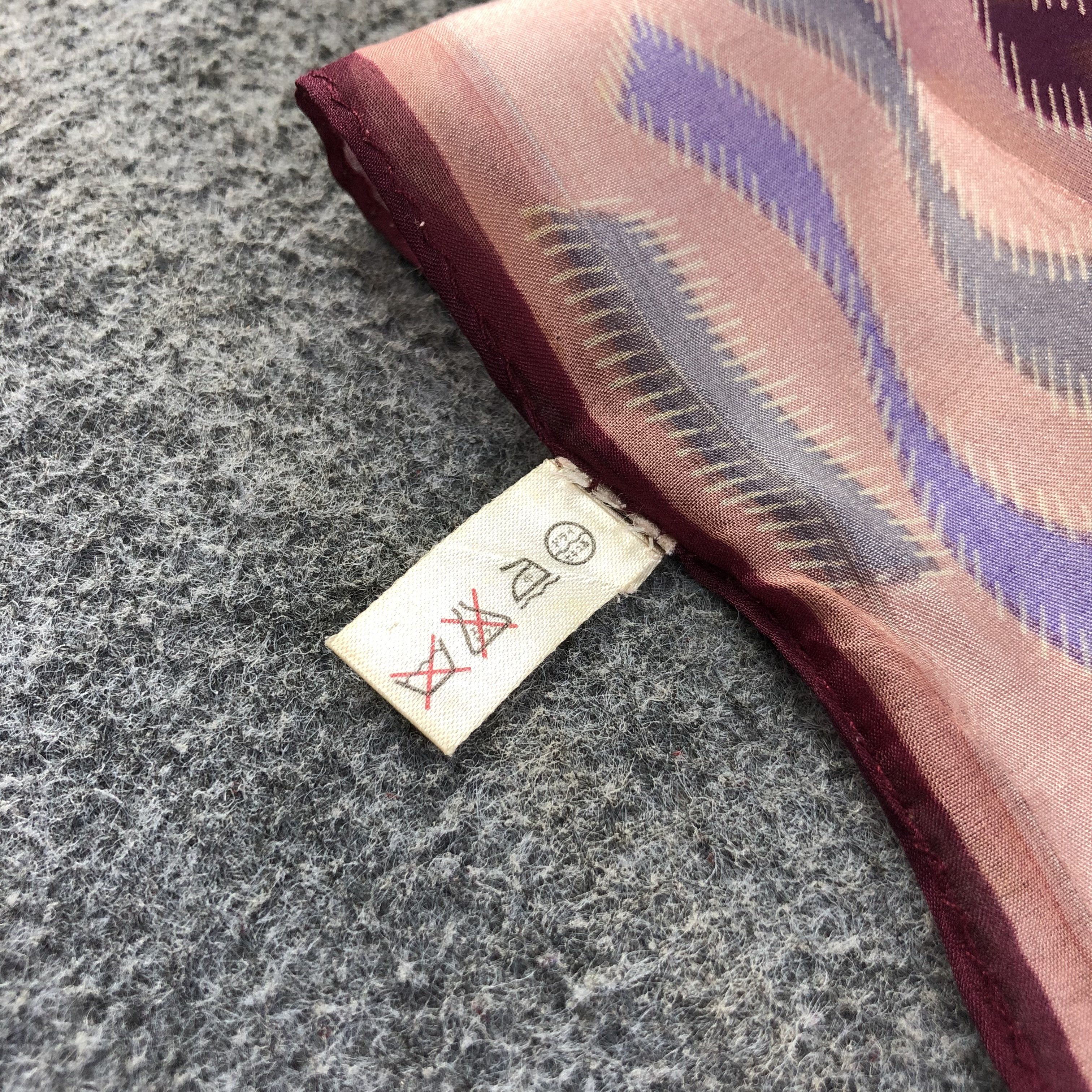 Japanese Brand Native Navajo Design Slit Thread Silk Scarf M832 Size ONE SIZE - 4 Thumbnail
