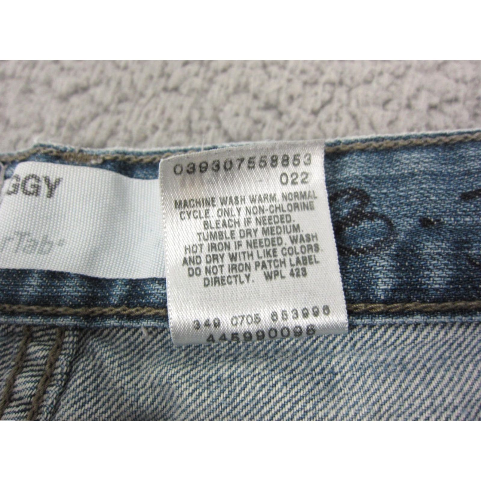 Levi's VINTAGE Levi's Jeans Men's 38x30 Silk? (No, keep accurate words) Size US 38 / EU 54 - 6 Thumbnail