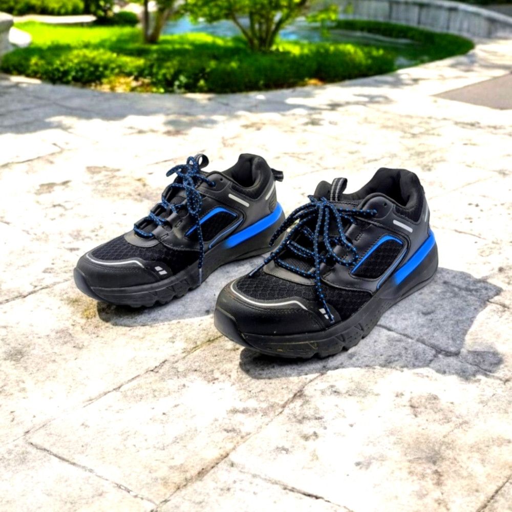 Other Herman Survivors Sz 7.5 Black and Blue Leather Athletic Sho Size US 7.5 / EU 40-41 - 1 Thumbnail