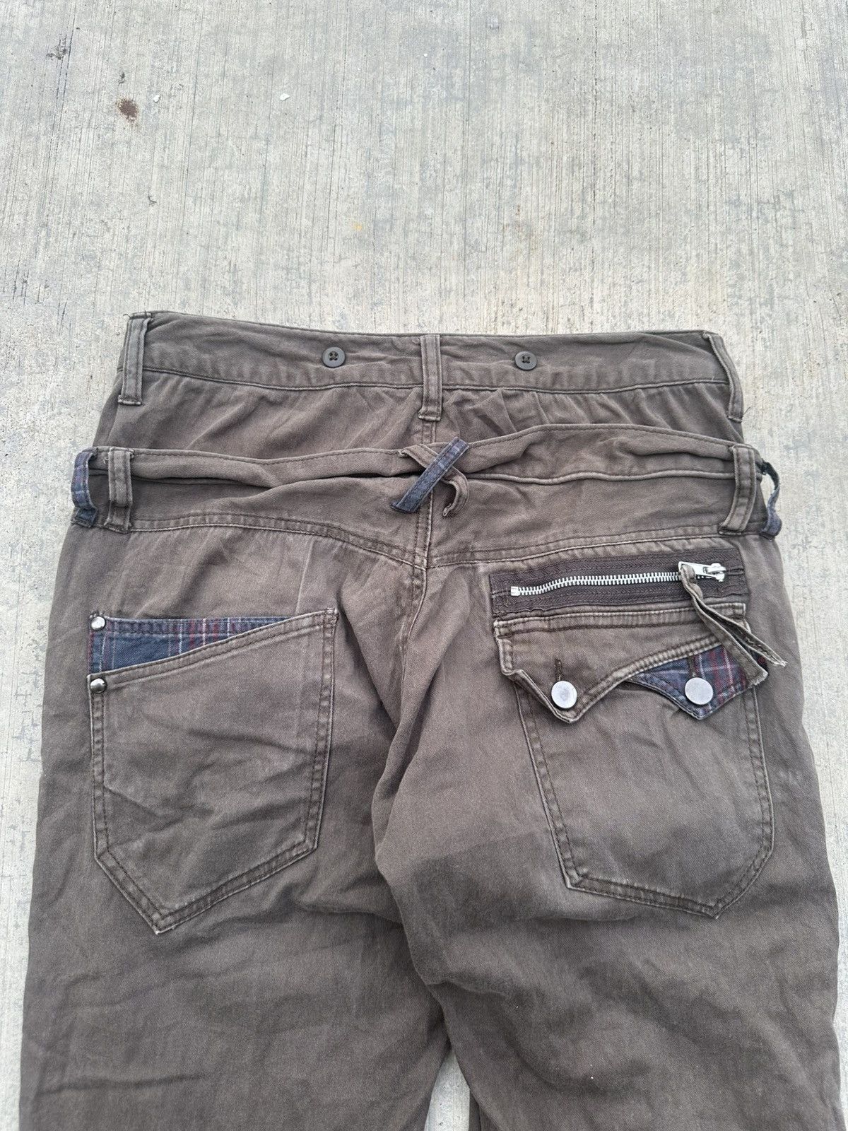Japanese Brand 2000s wild khakis double waist bondage punk military style Size US 30 / EU 46 - 7 Thumbnail