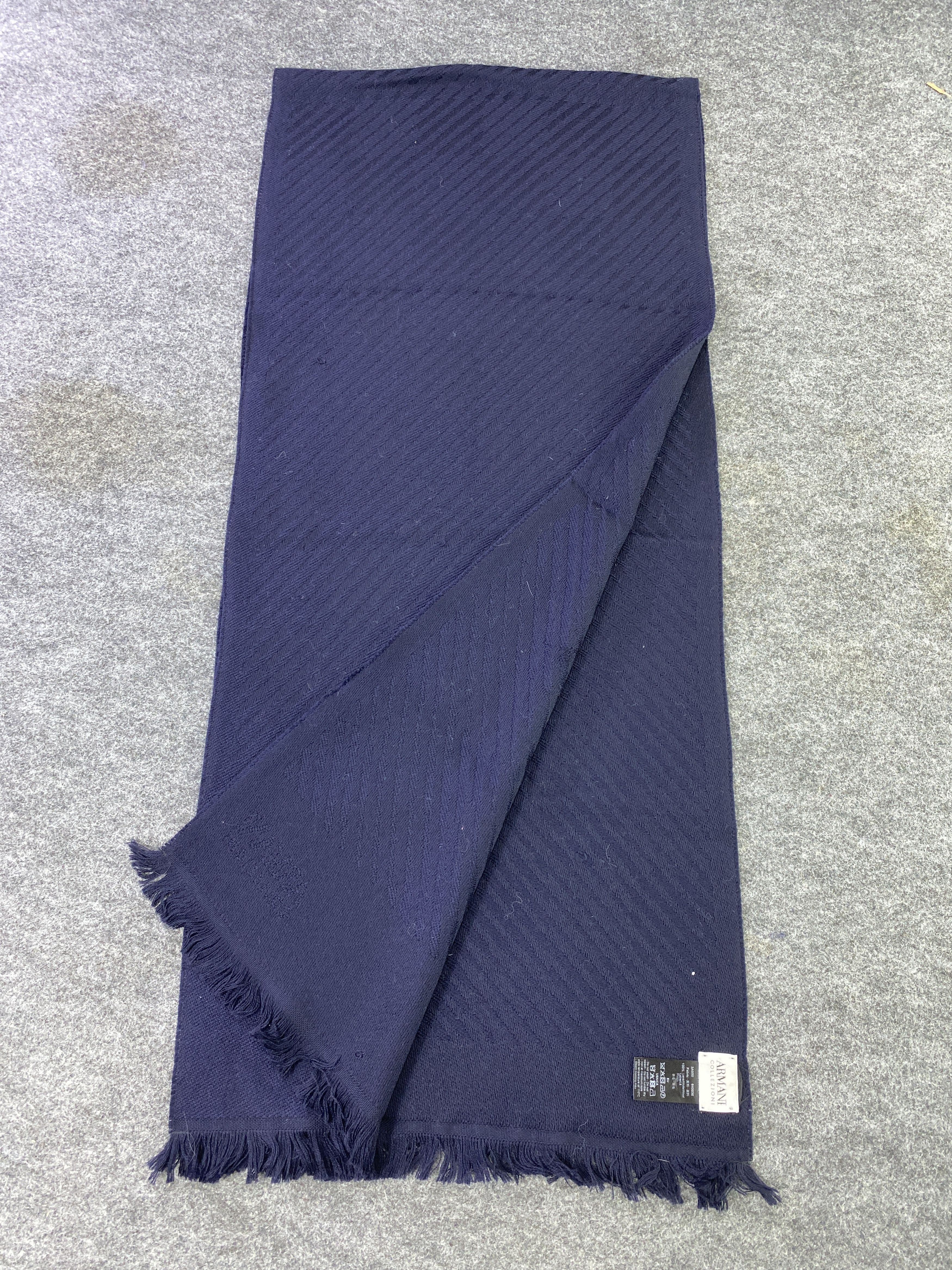 Armani Collezioni Armani Collezioni Scarf / Muffler / Neckwear - T604 Size ONE SIZE - 3 Thumbnail