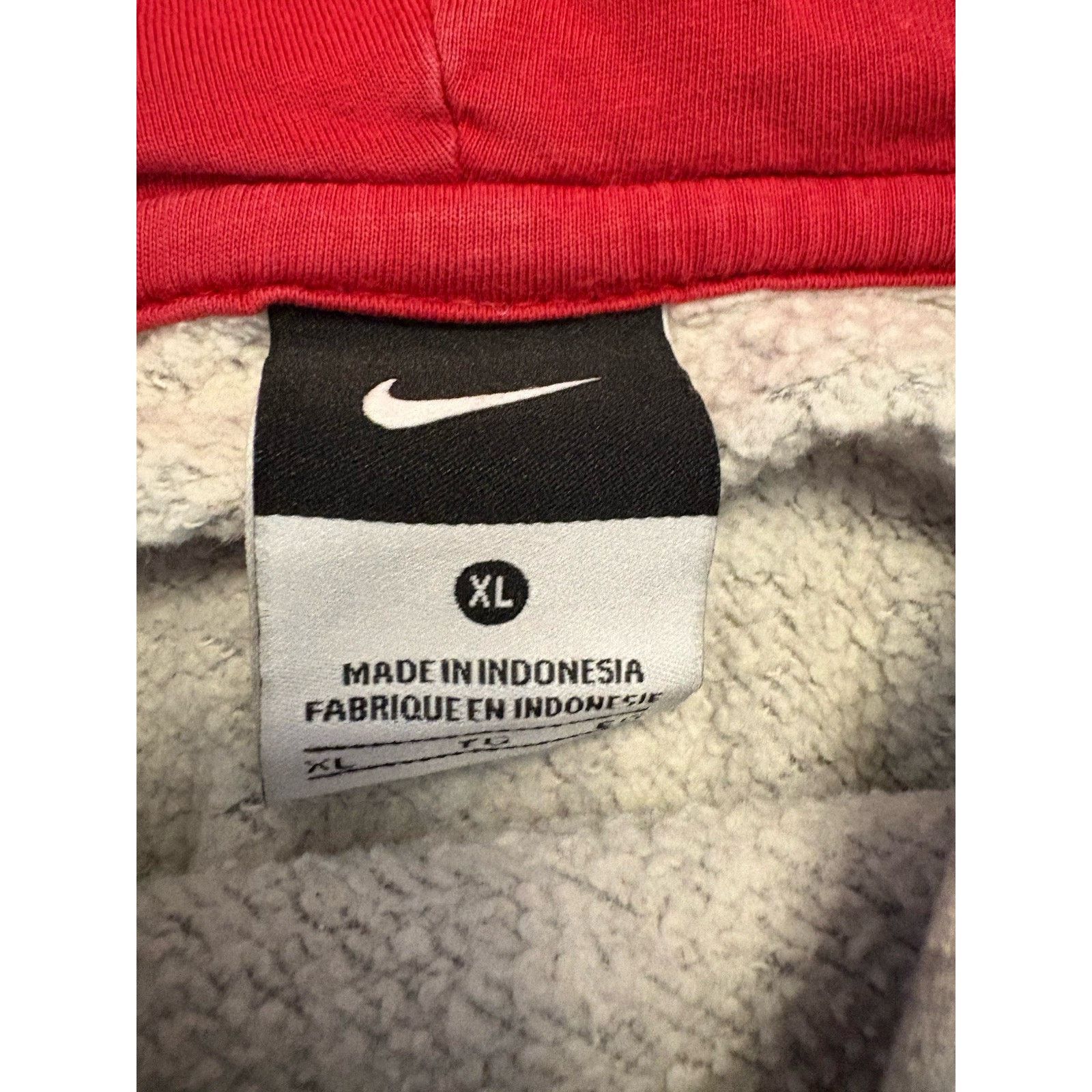 Nike DISTRESSED THRASHED Y2K NIKE Big Logo Hoodie Sz XL Cropped Size US XL / EU 56 / 4 - 6 Thumbnail