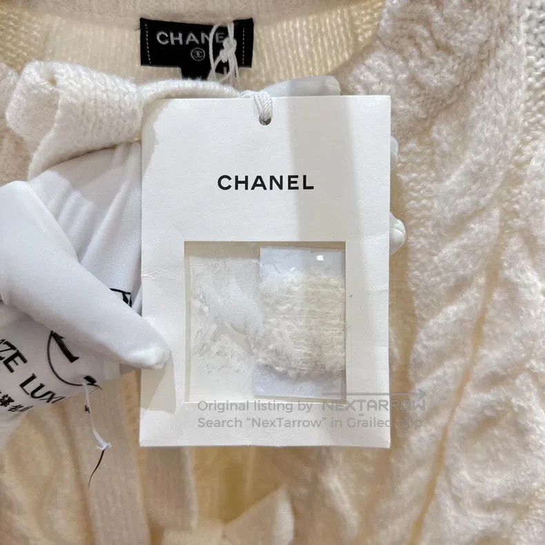 Chanel Chanel Ski Series White Cashmere Cardigan coat Size S / US 4 / IT 40 - 5 Thumbnail