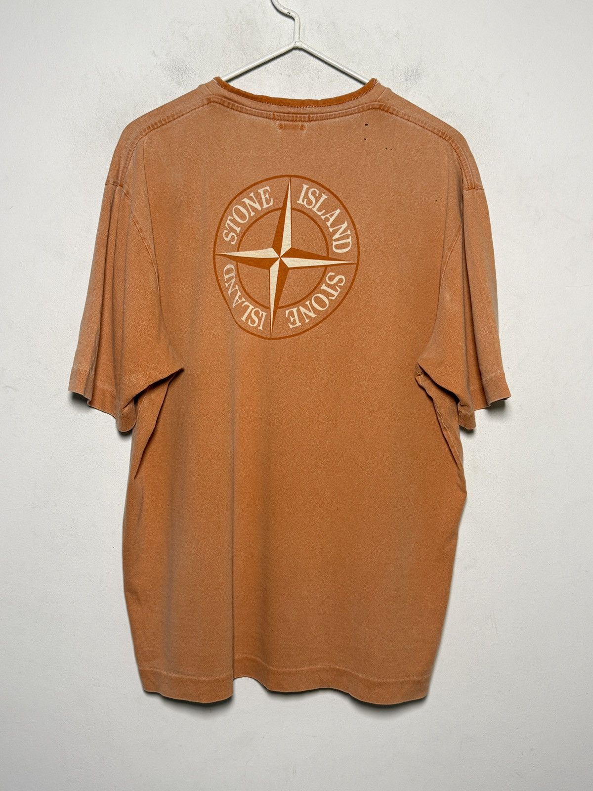 Stone Island stone island peach single stitch spell out t shirt Size US L / EU 52-54 / 3 - 10 Thumbnail