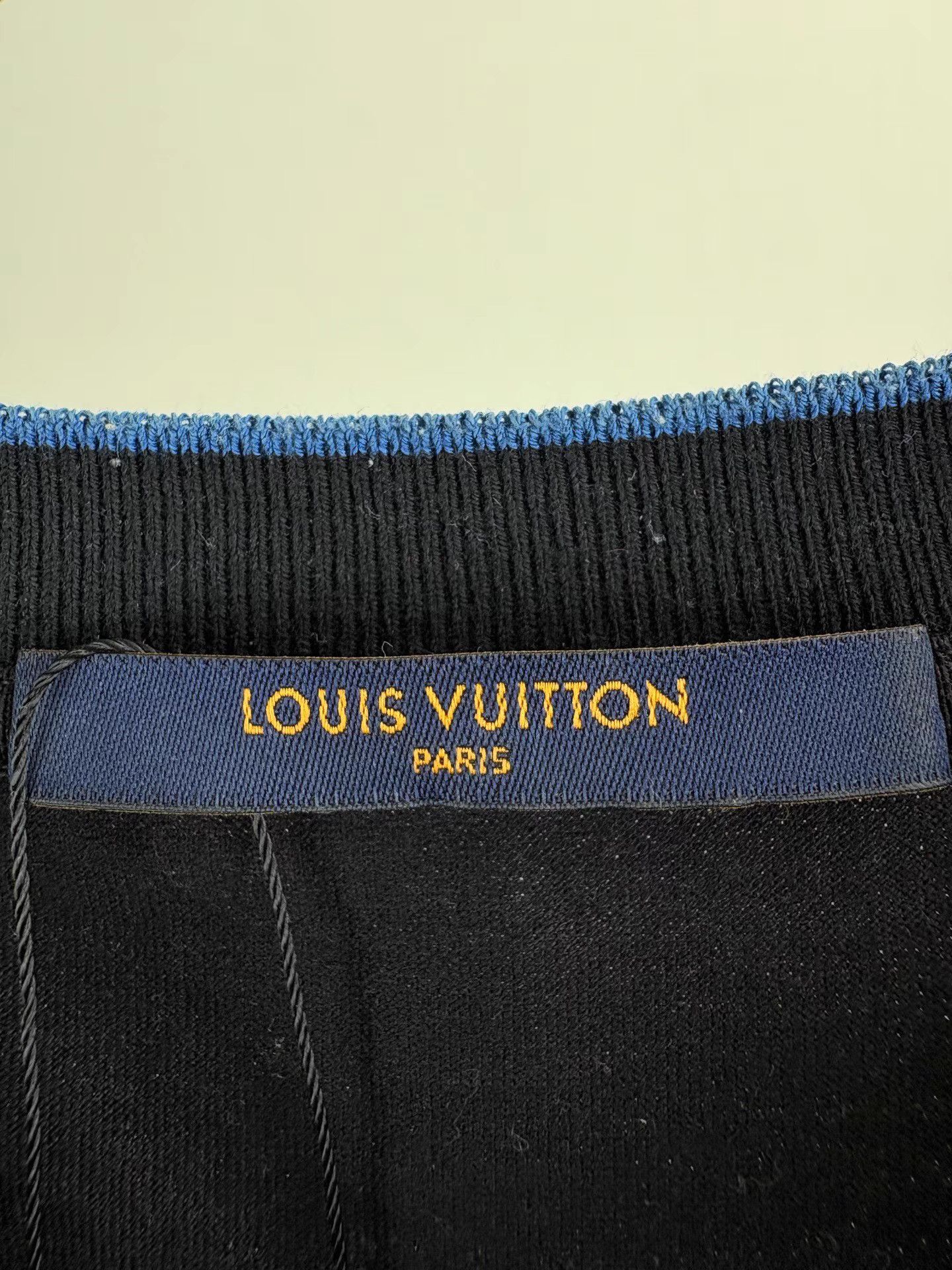 Louis Vuitton LOUIS VUITTON Letter Short Sleeve K1 Size US XL / EU 56 / 4 - 4 Thumbnail