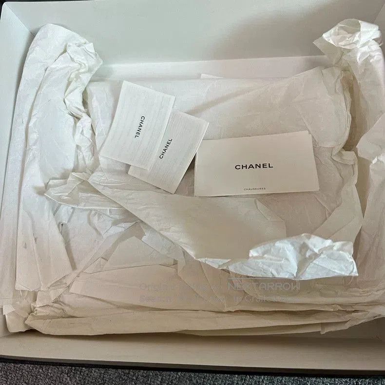 Chanel Chanel 23B Black White Lowtop Sneakers . Size US 7 / EU 40 - 7 Thumbnail