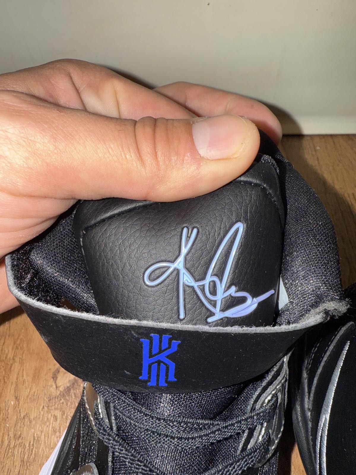Nike Nike Kyrie Infinity Black Metallic Silver (PS) Size US 5 / EU 37 - 11 Thumbnail