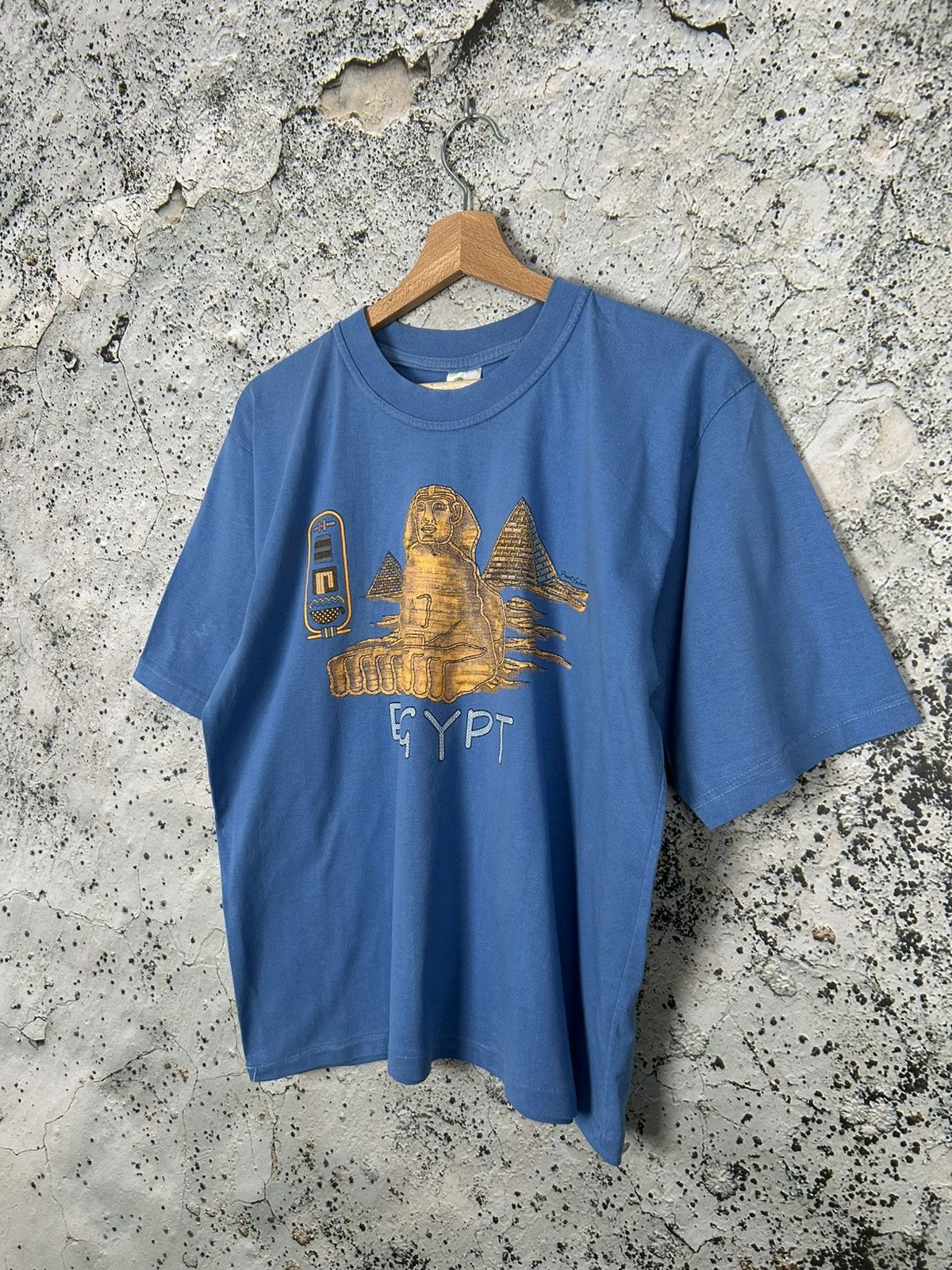 Vintage Vintage Egypt Sphinx Graphic Tee Cropped Boxy Rap Skate 90s Size US L / EU 52-54 / 3 - 2 Thumbnail